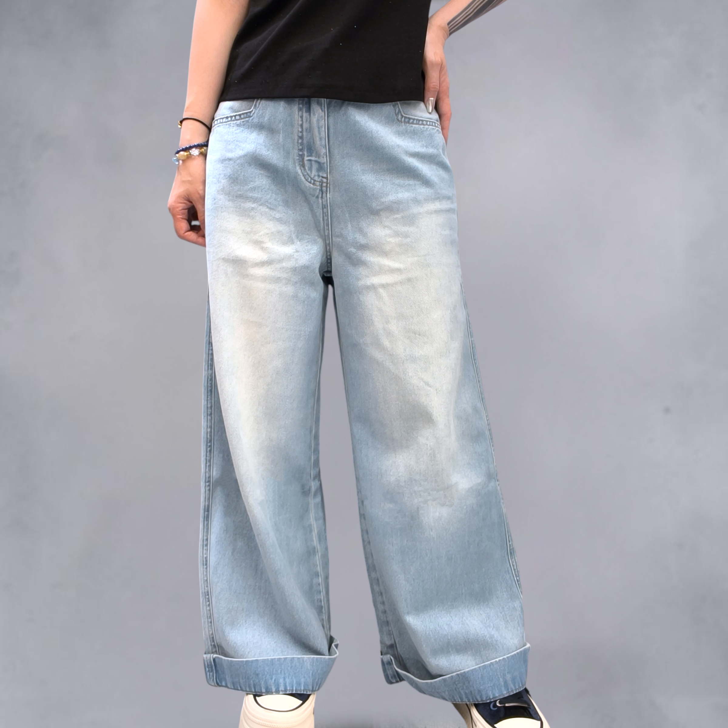 洗白闊筒牛仔褲