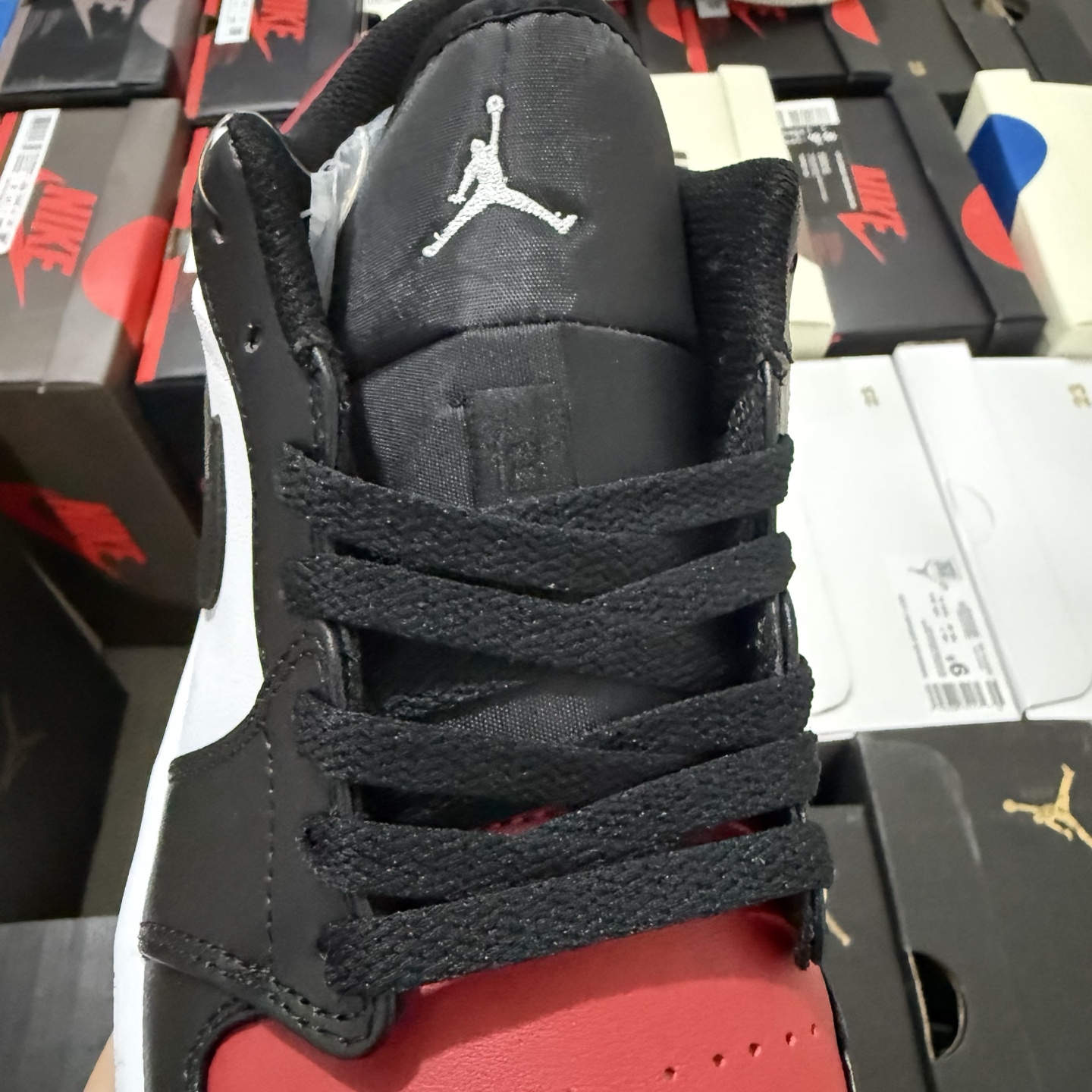 Nike Air Jordan 1 Low "Bred Toe" 553558-612