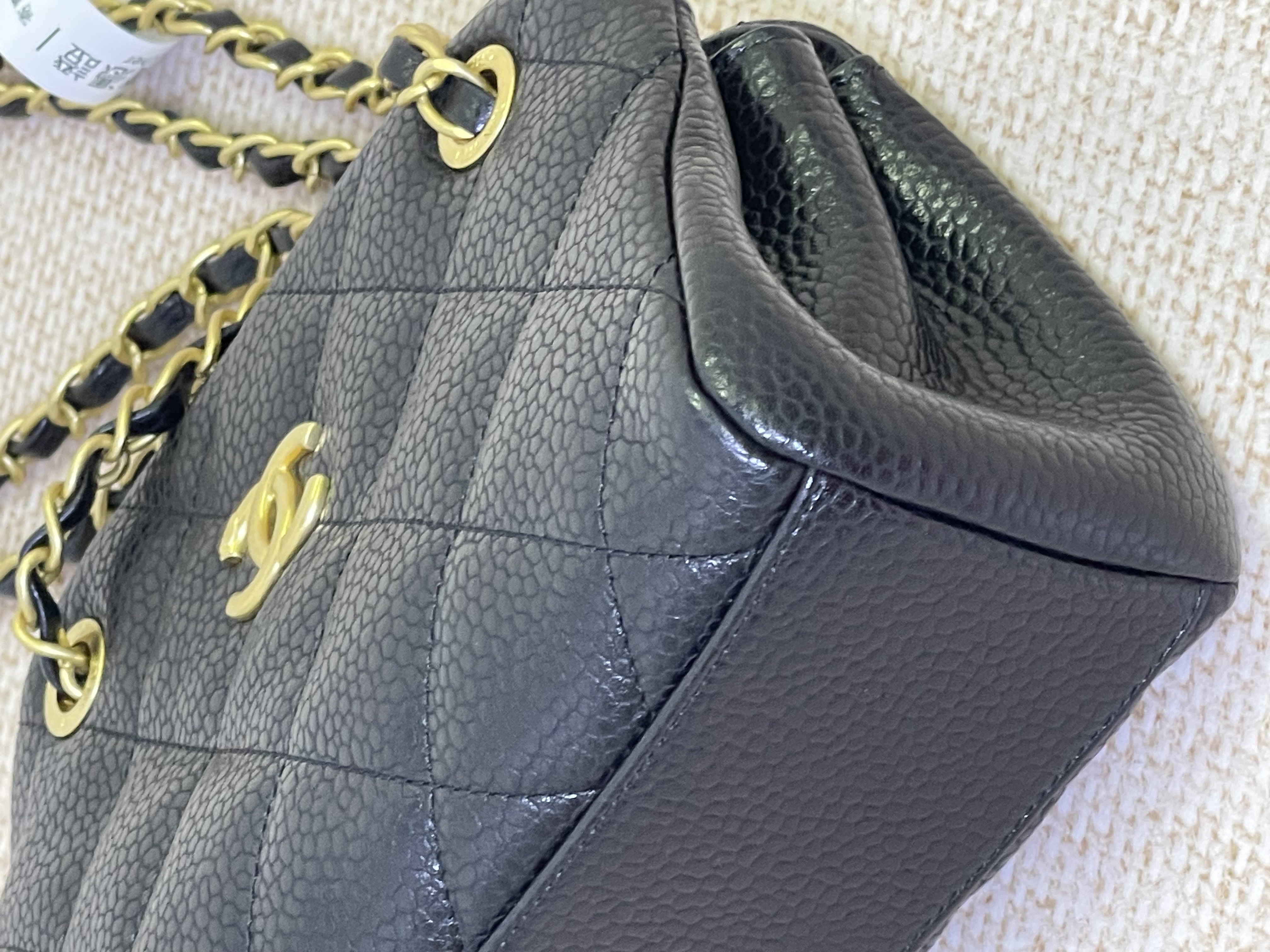 Pre owned Chanel 24K clutch with chain caviar / Product Code: 26031102