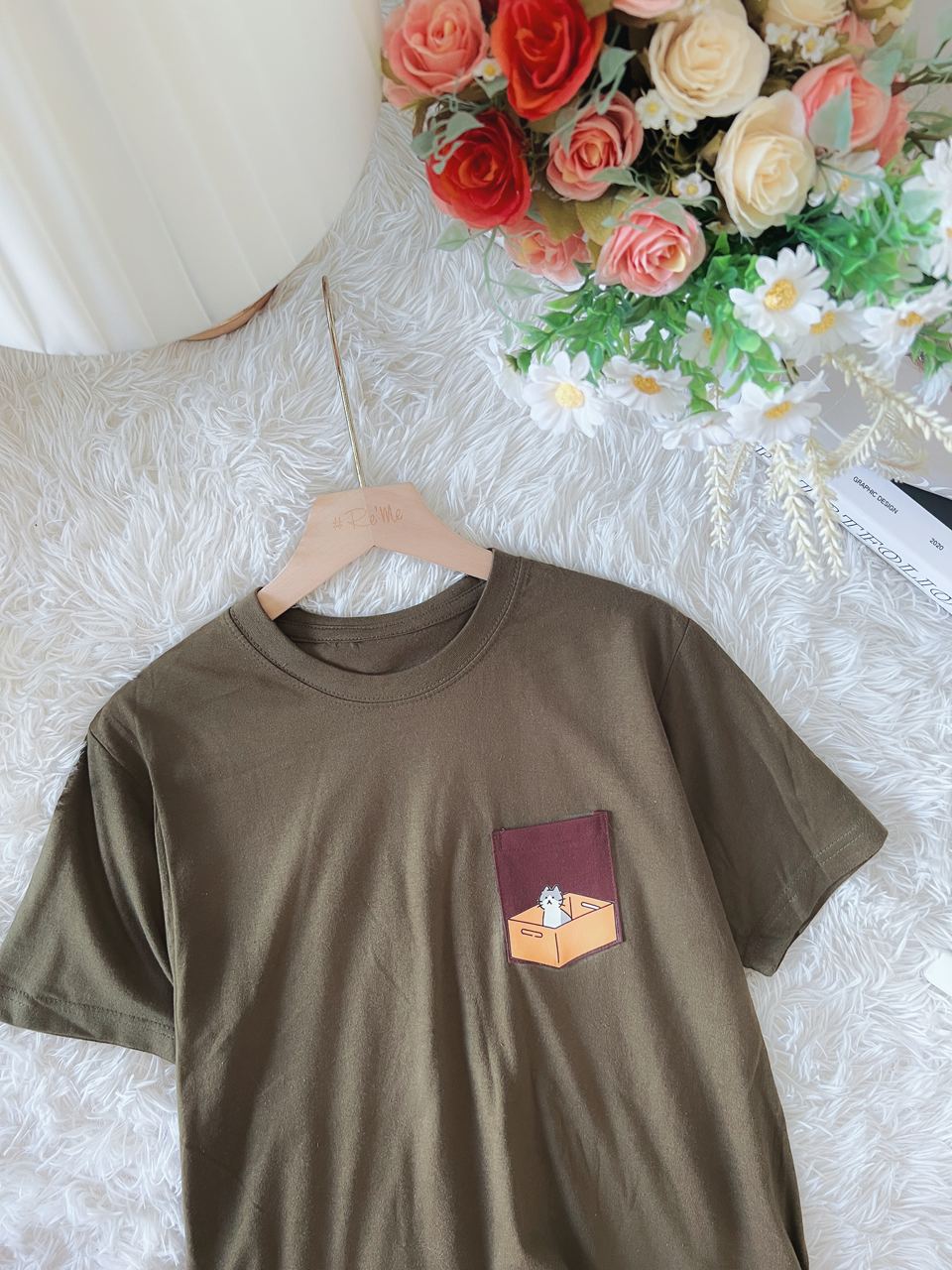 Meow Tee Pocket - 求包养