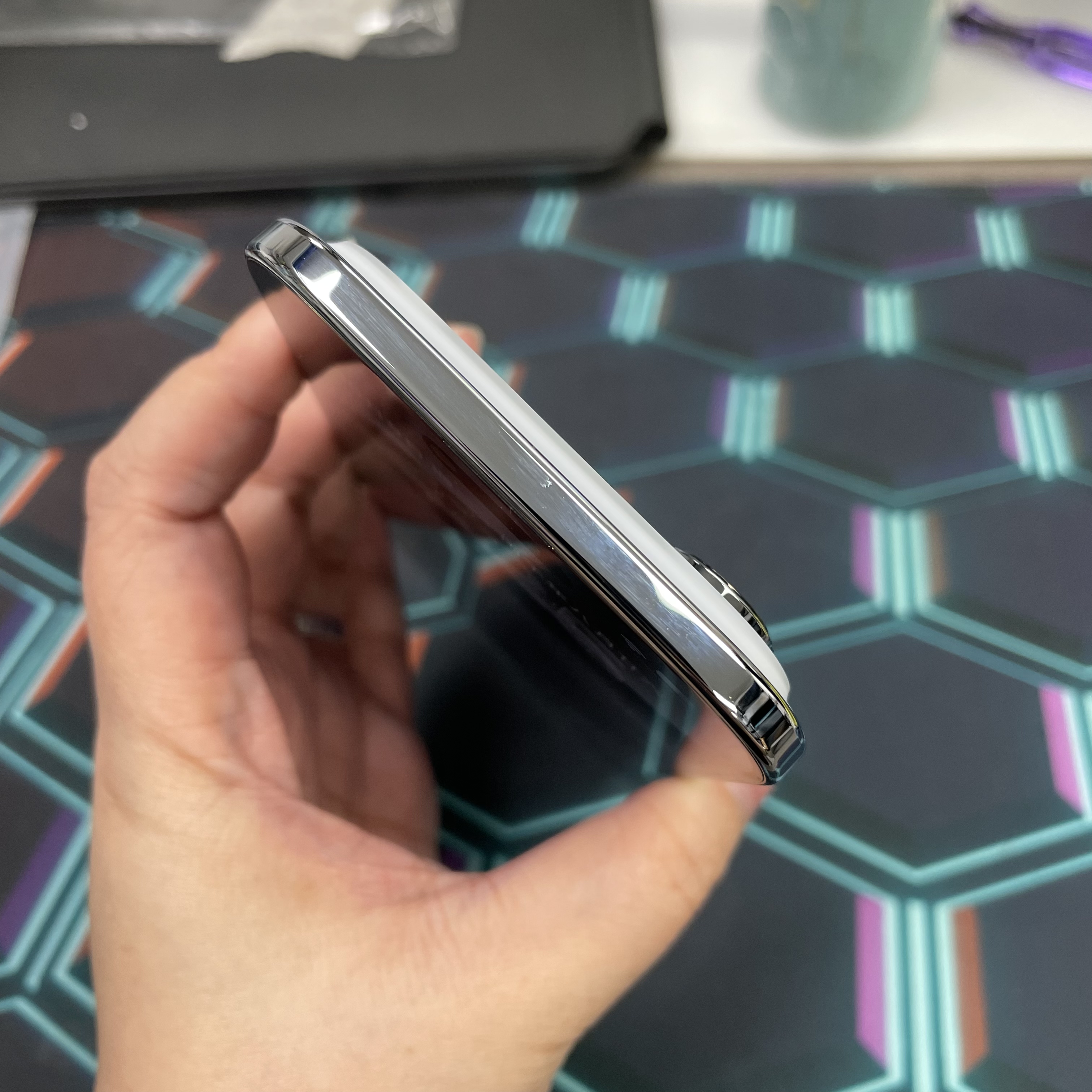 *8131 17 Air 完美機 1TB 電100 藍色 blue