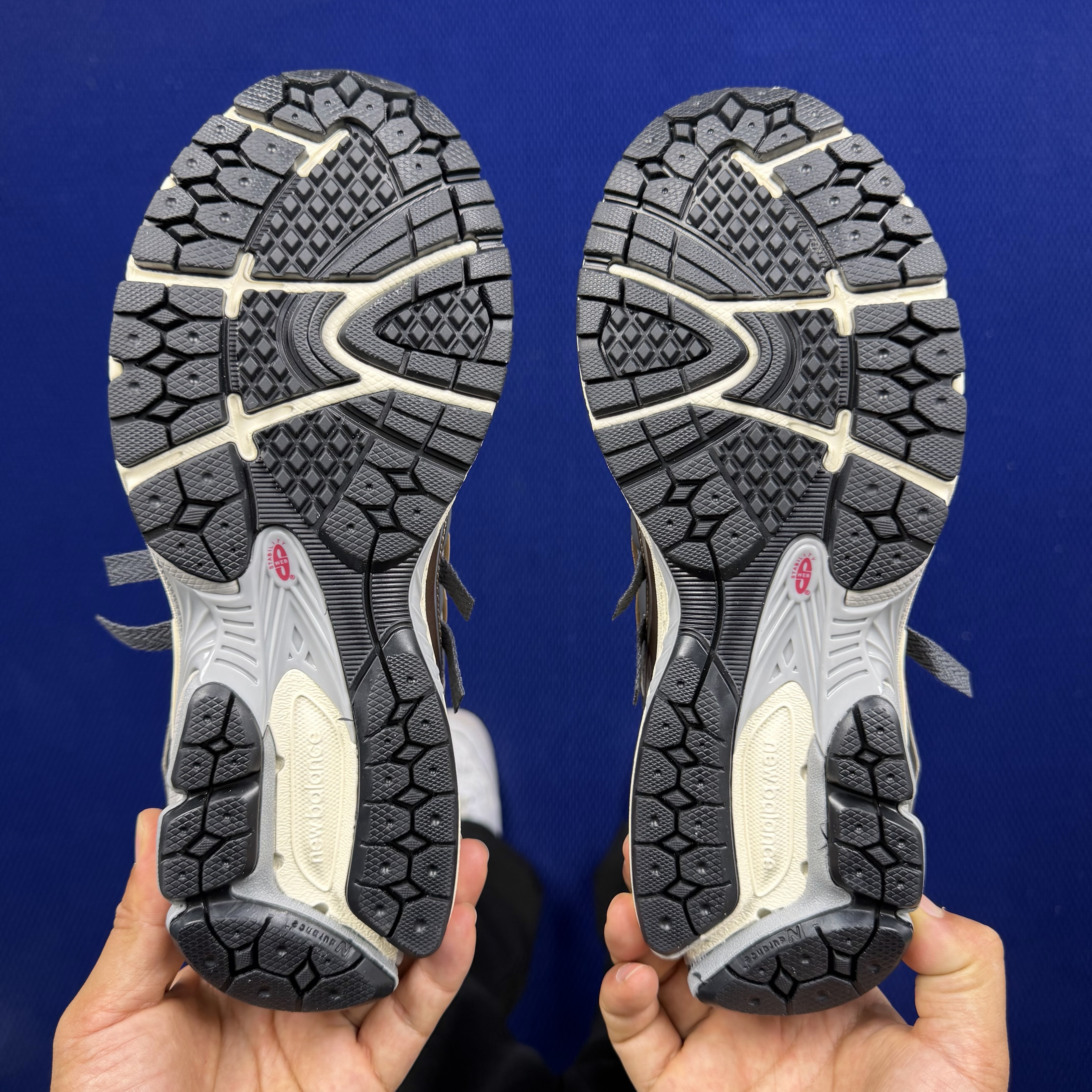 New Balance 1906A U19066U8