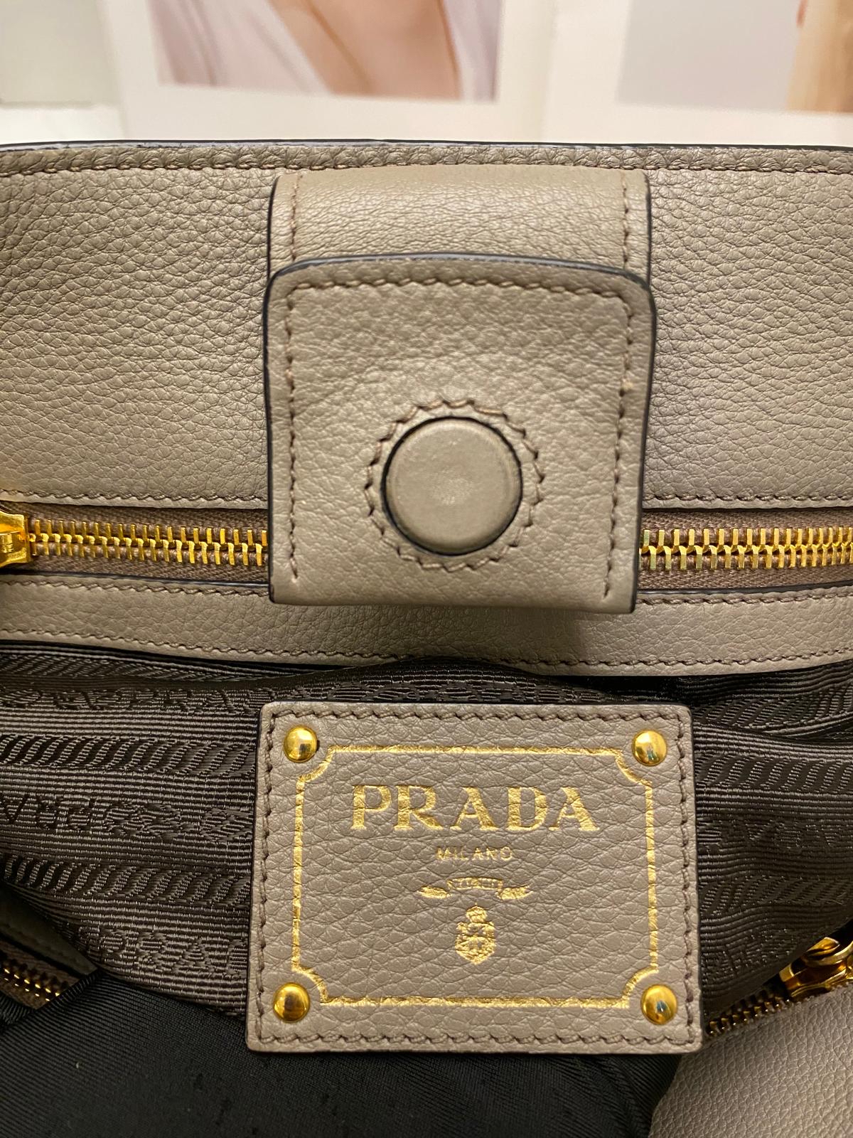 Prada Vitello Daino Tote Bag(Argilla)