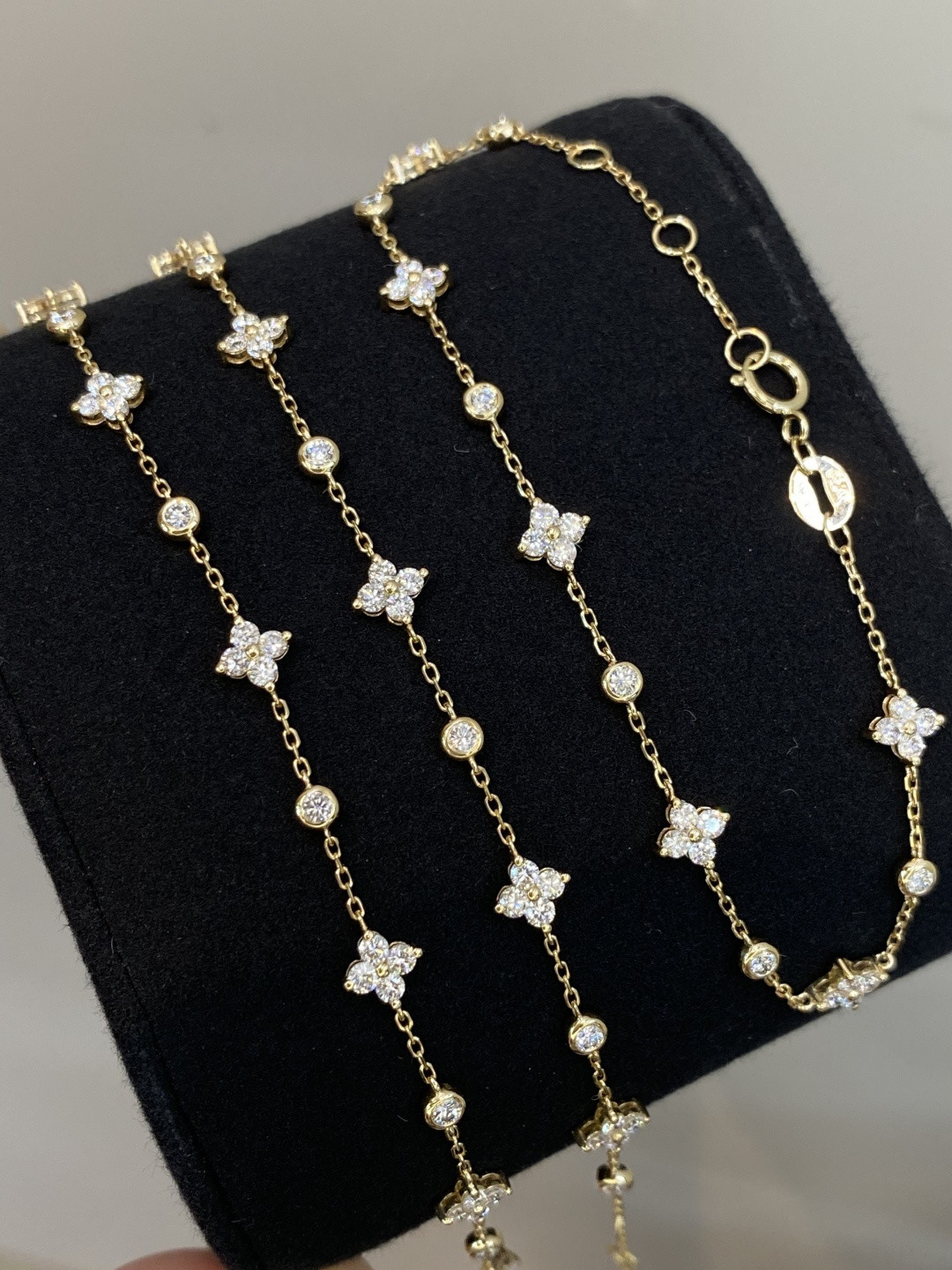 18K Diamond Bracelet 