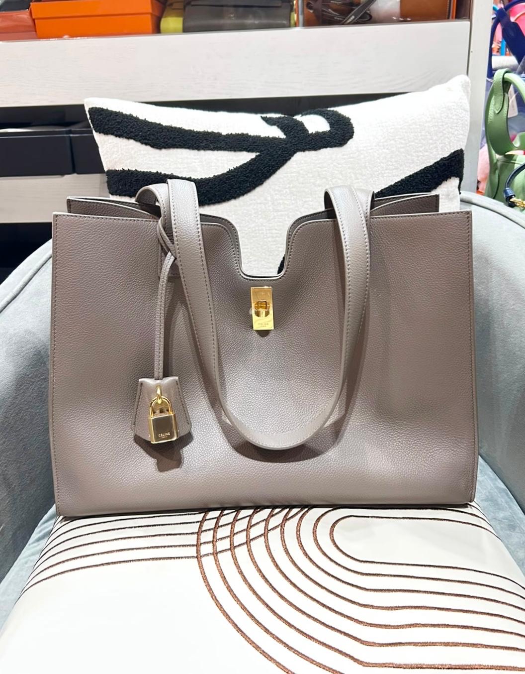 未使用品 Celine 16 Tote Bag 100%Authentic, Unused 未使用品 ✅Key lock ✅Dust Bag