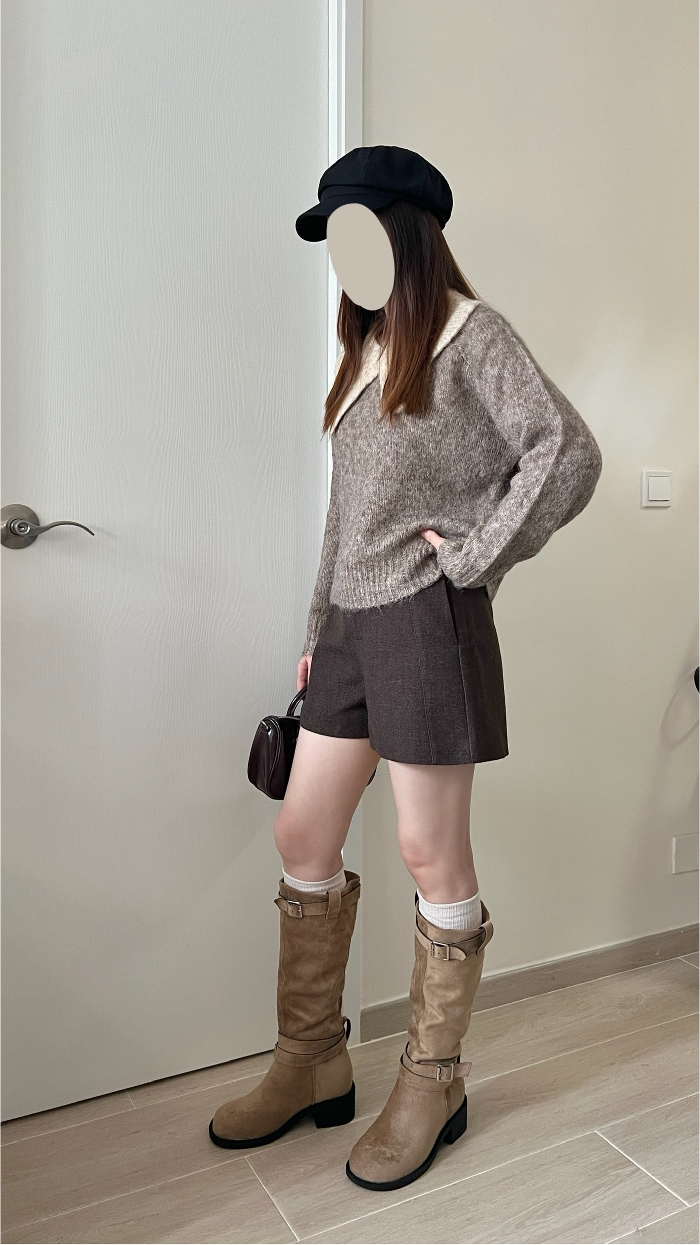 大蝴蝶領口混色毛衣 現貨