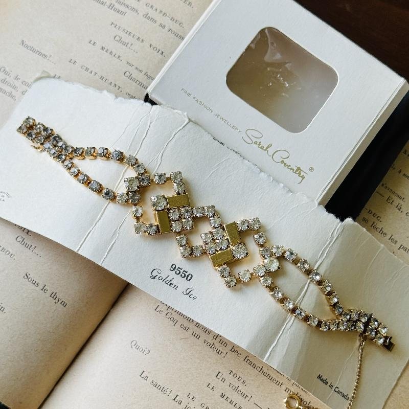 Vintage Sarah Coventry 1972 Golden Ice Golden Segment Sparkling Rhinestone Bracelet in Box (MT2071)