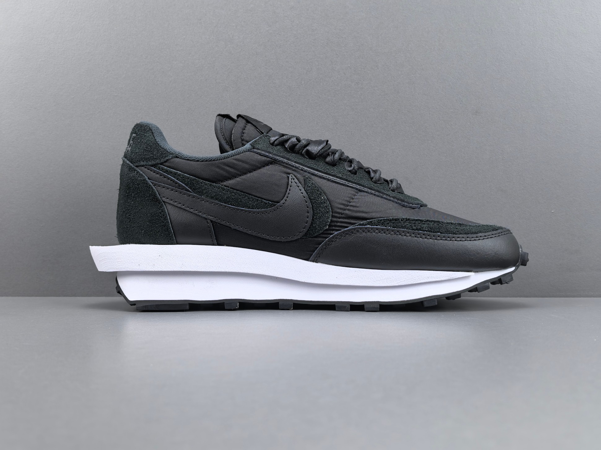Nike LDWaffle x Sacai "Black Nylon" BV0073-002