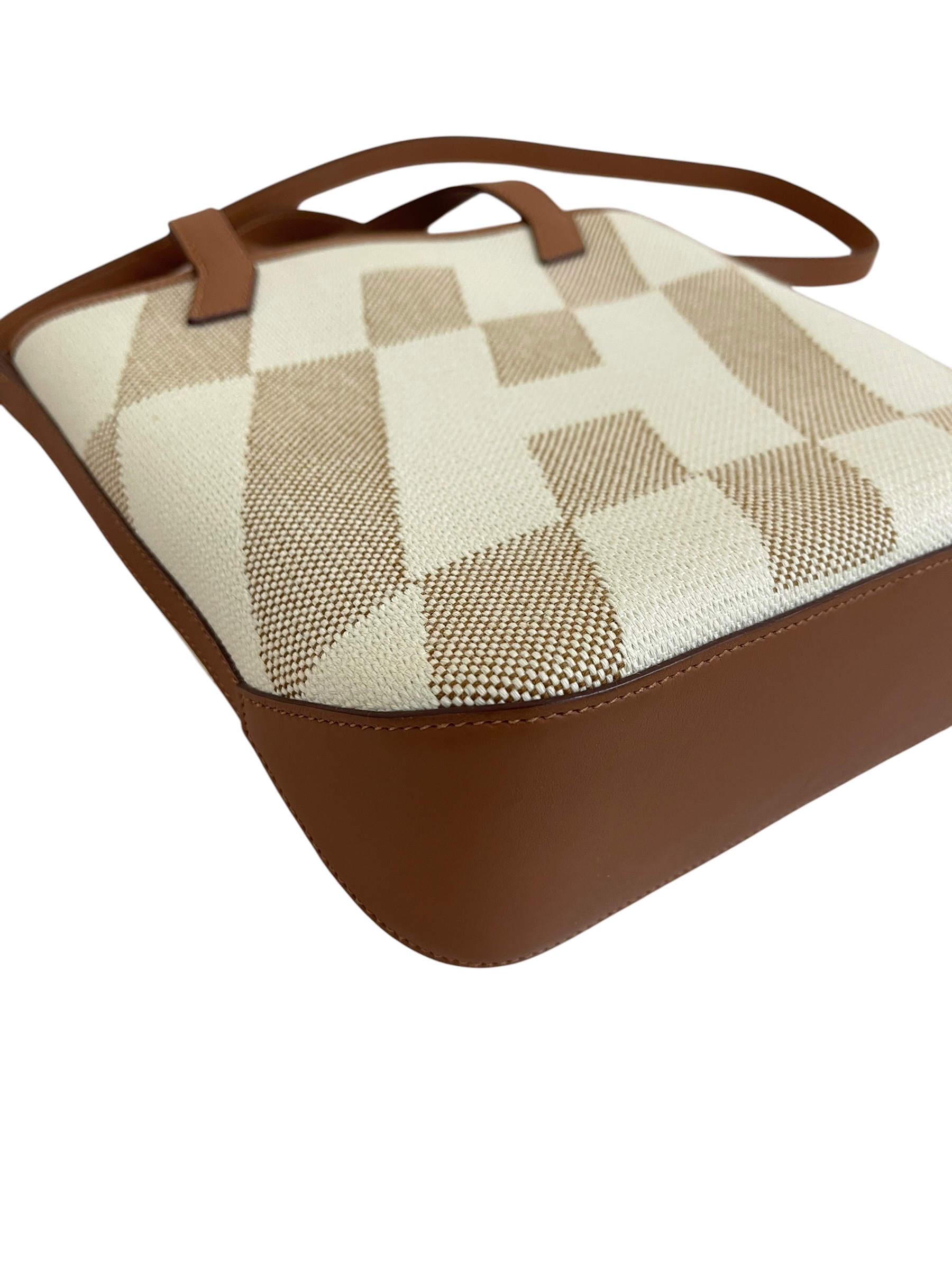 Pre-owned Hermes Cabas H en Biais / Stamp Z / Product Code: 063002