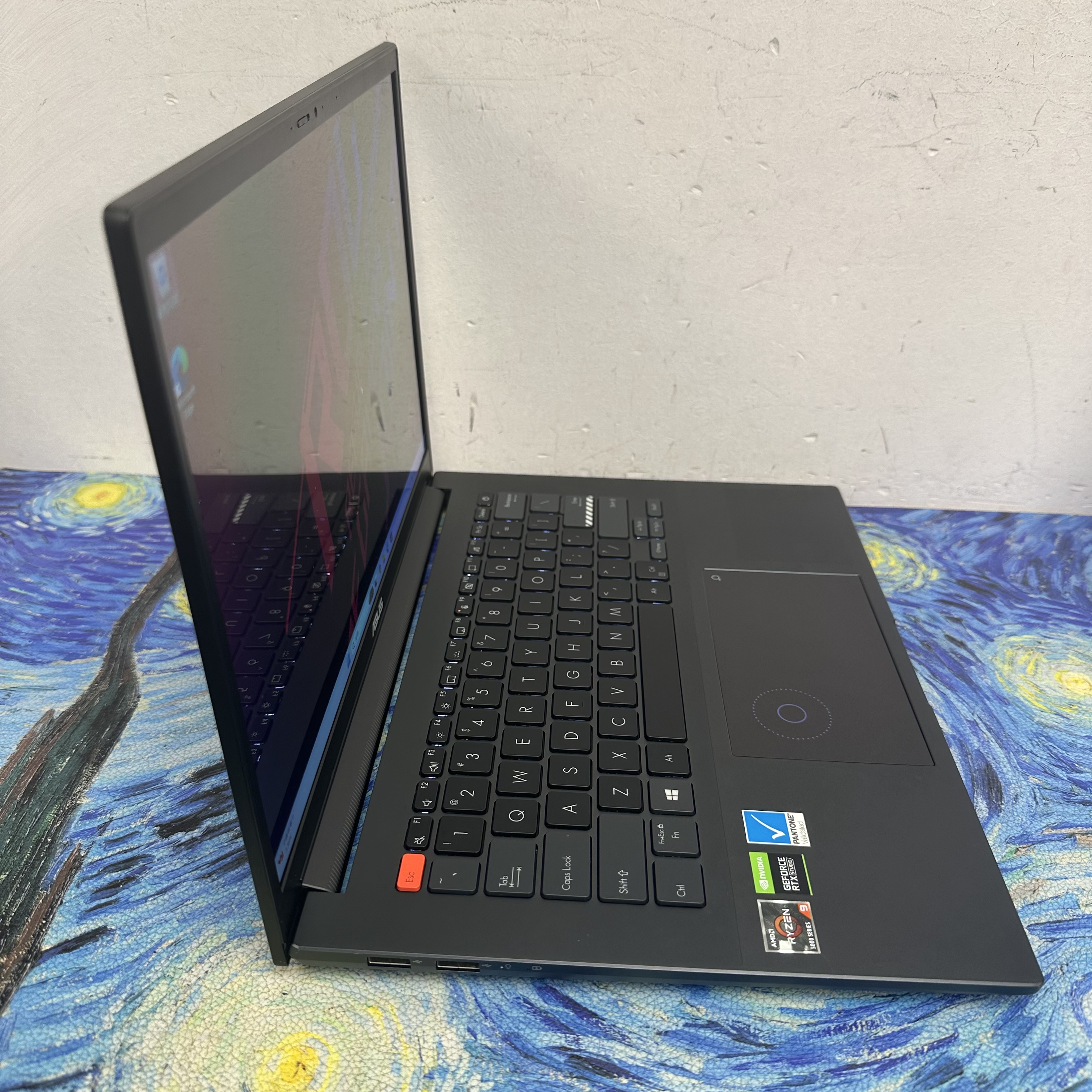 Asus Zenbook 14寸 2.8K OLED Mon AMD Ryzen 9 5900HX /16GB Ram/512GB SSD/RTX 3050 獨立顯示卡/Pantone認證/打機超爽/ Gaming Laptop / Notebook / Movie / Netflix / YouTube / PC 