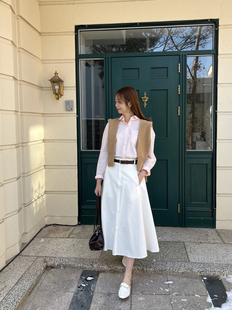 The Signature Flare Skirt (Ivory)