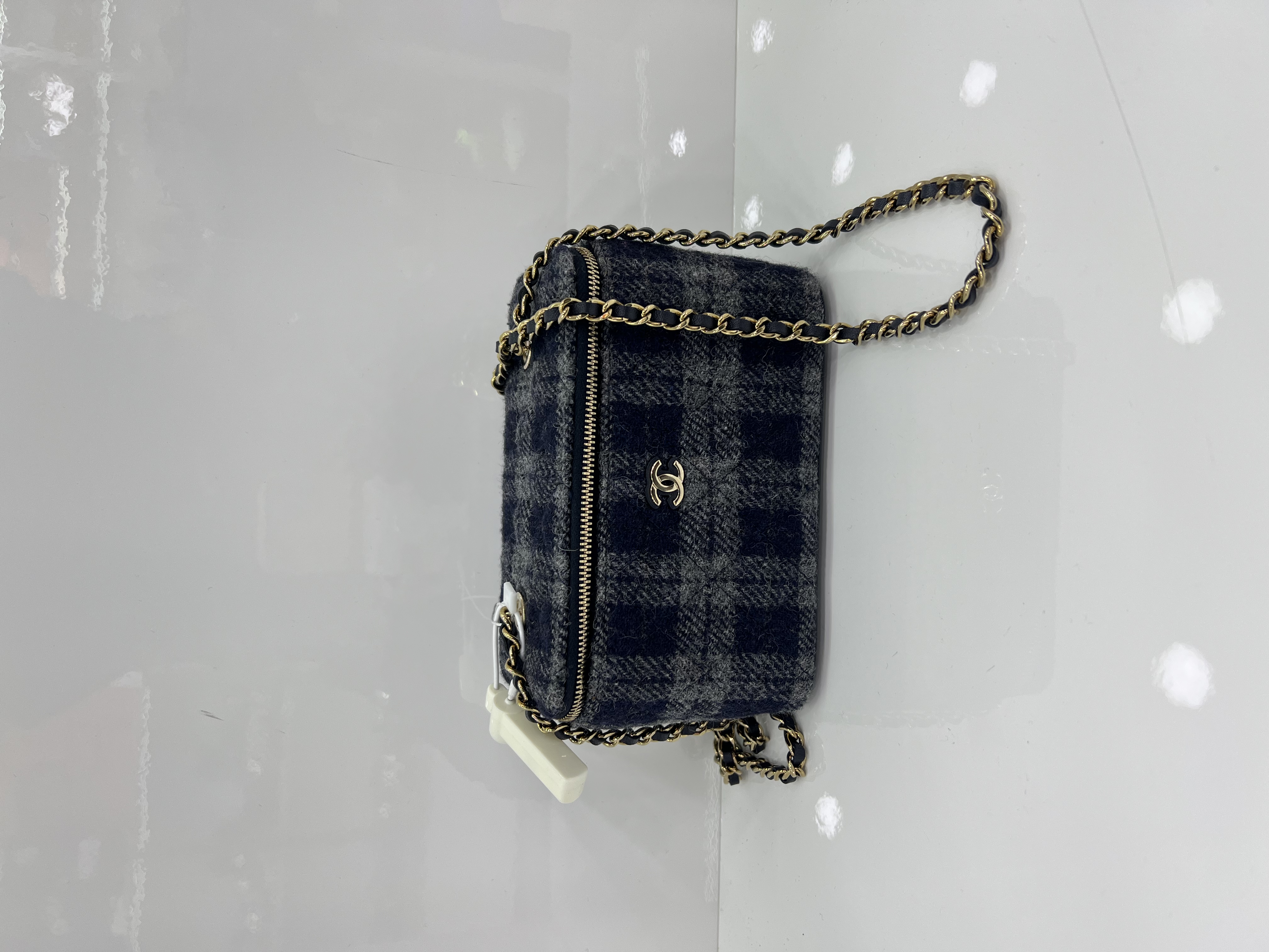 直播貨品 |  [1個-$100 2個-$300］EE82