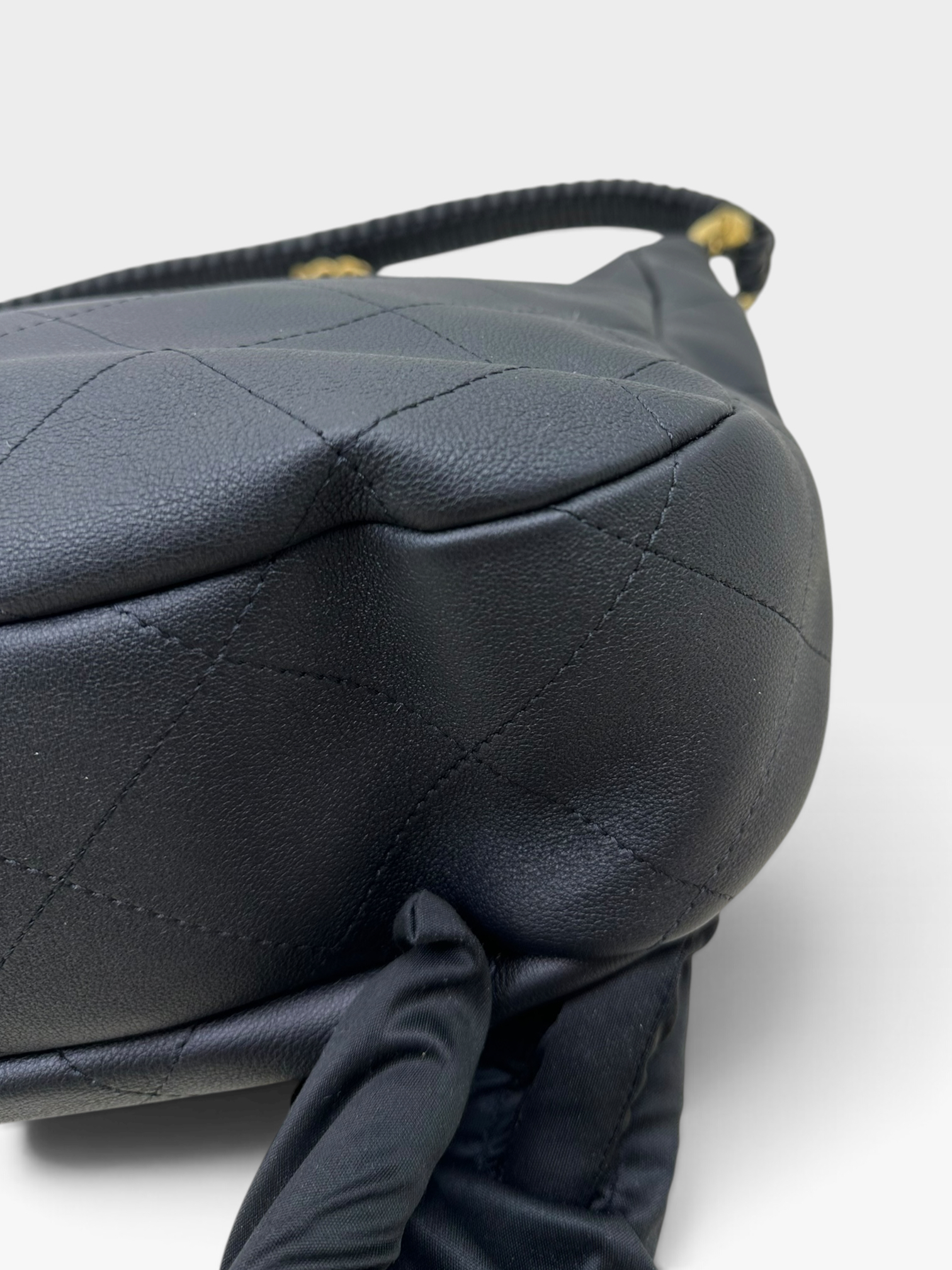 Pre-Owned CHANEL Hobo Tote bag / Product Code: K090401