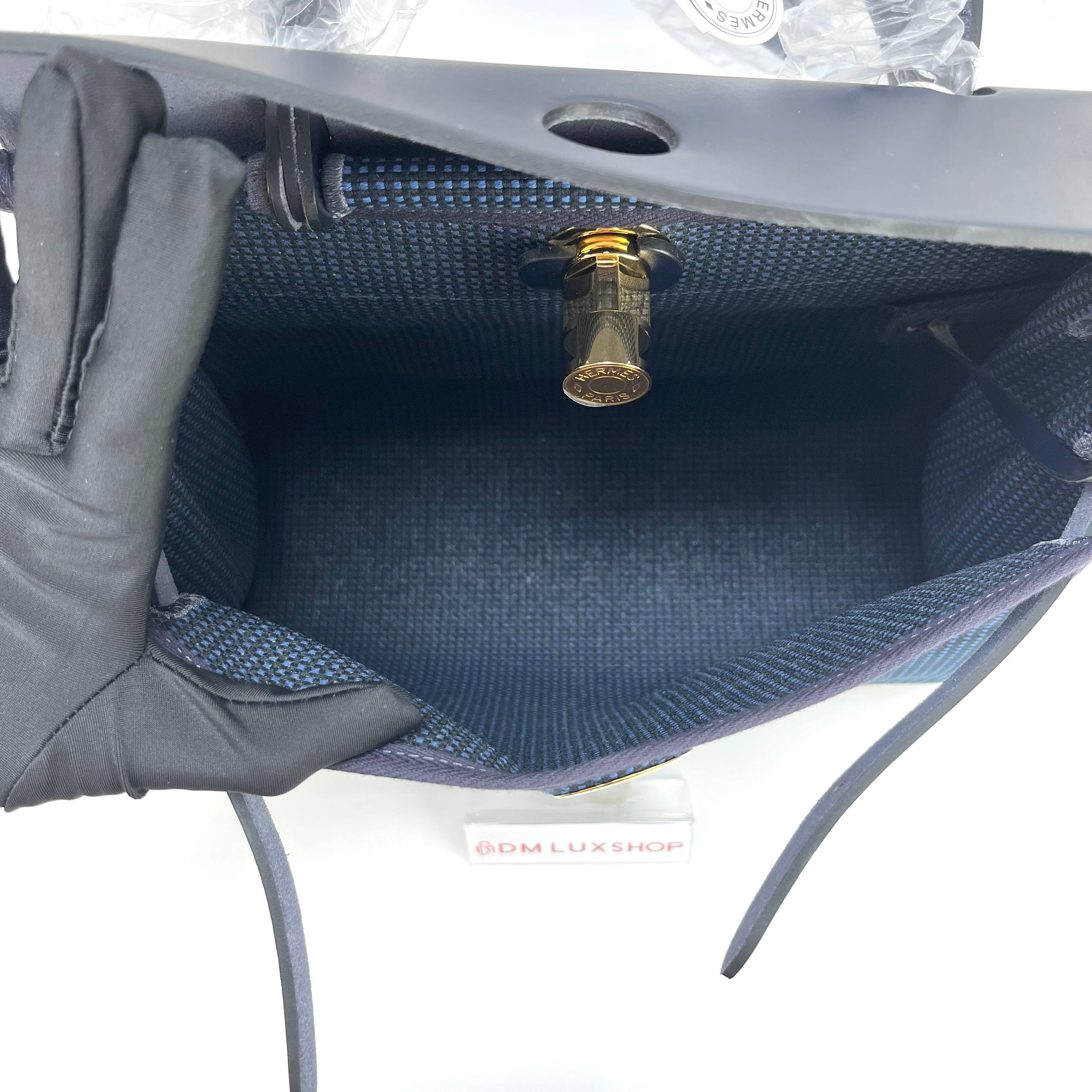 Hermes Herbag 31 Noir / Bleu Indigo GHW (Stamp W, Y: 2024)