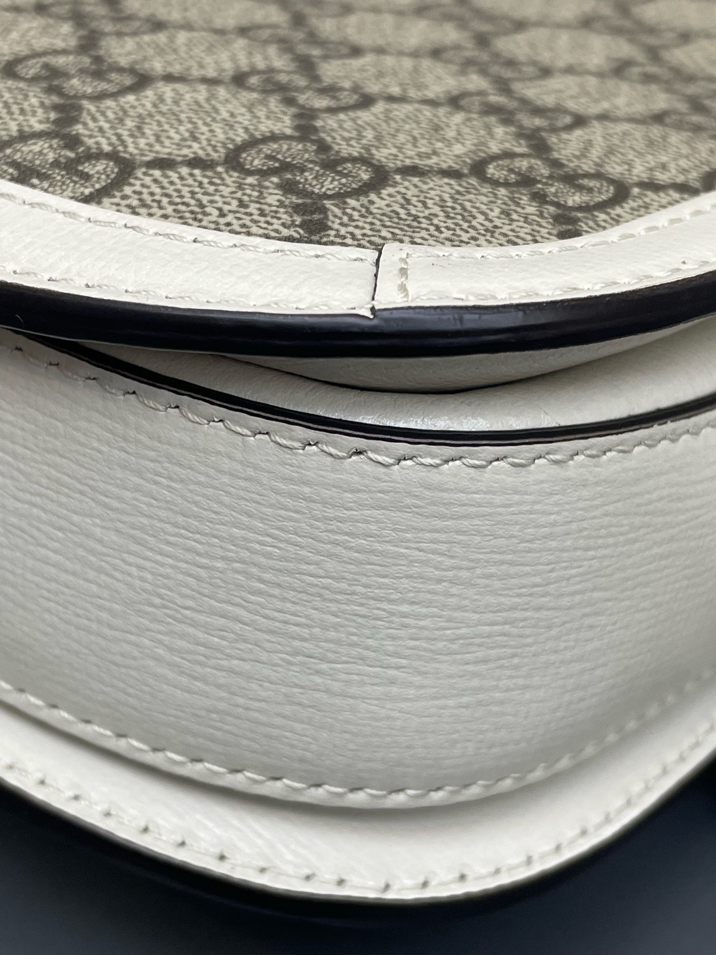 【預訂貨品】Gucci 1955 白色郵差包