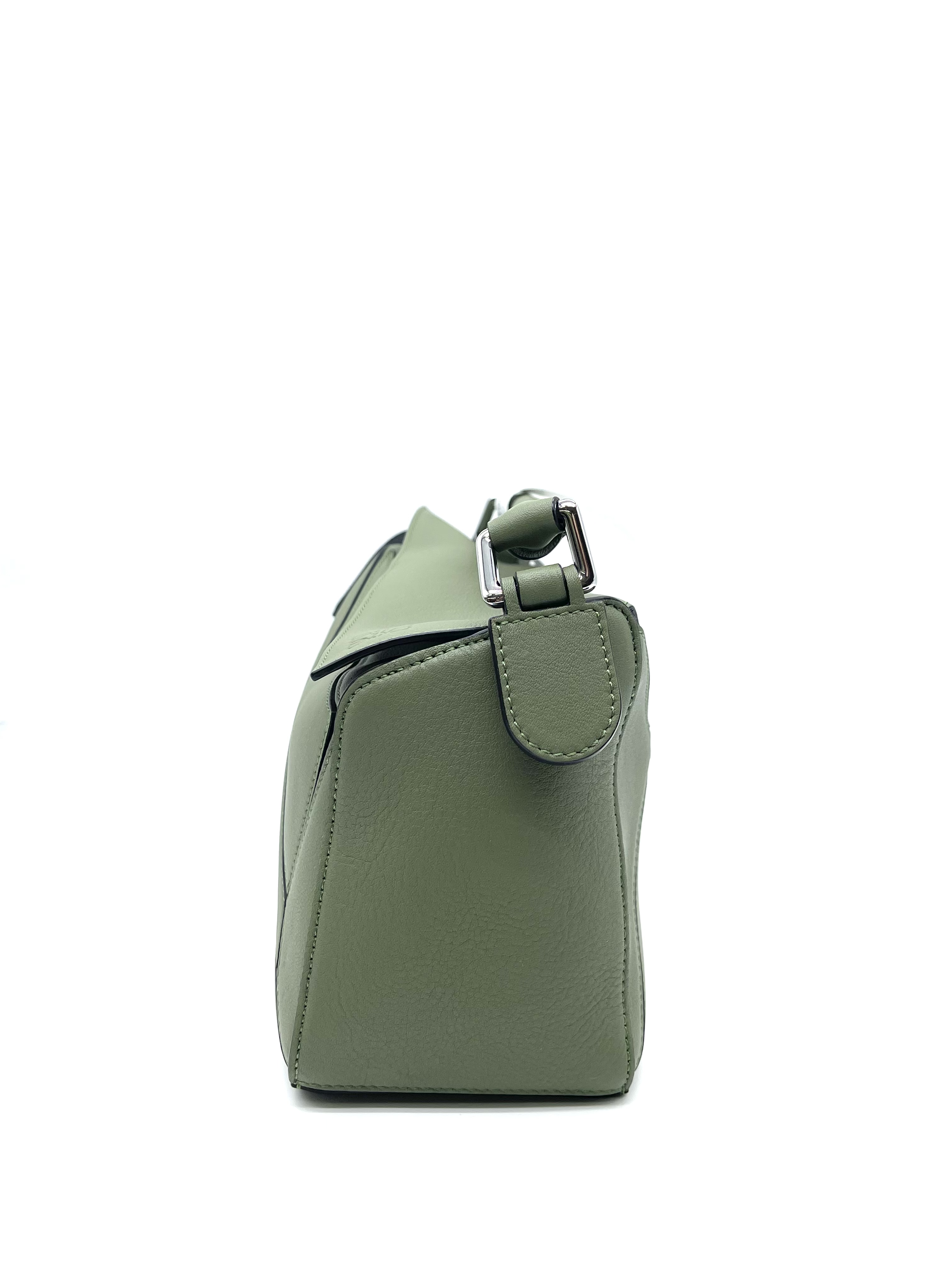 Pre-Owned LOEWE Small Puzzle Green / Product Code: 26050905