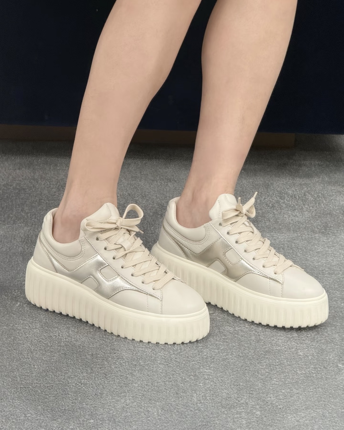 限時優惠✨訂貨📮Hogan 5.8cm 厚底sneaker  Size 35/36/37.5/38/38.5/39/40