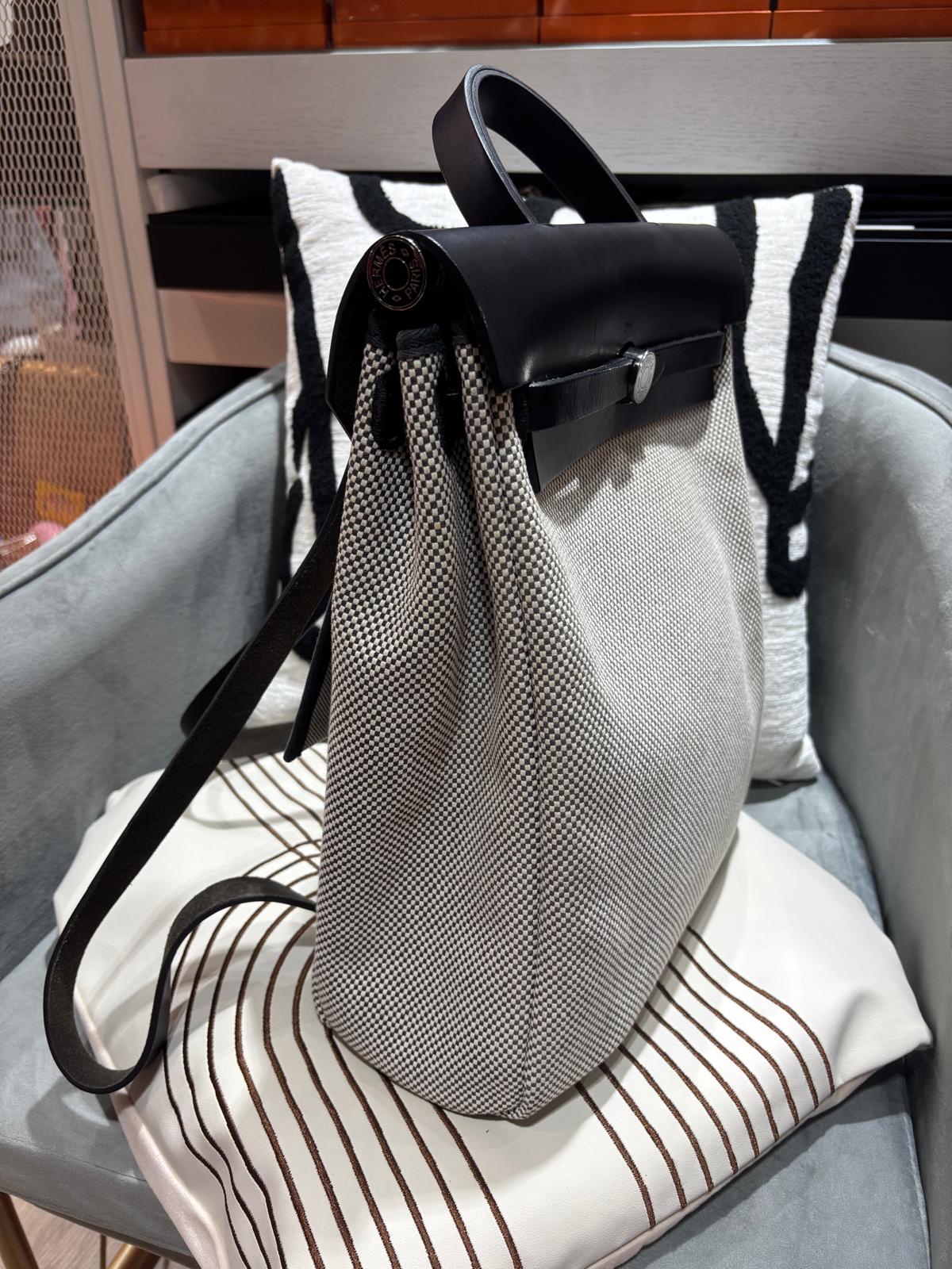 HERMES Herbag backpack Stamp Z Backpack 黑白熊貓