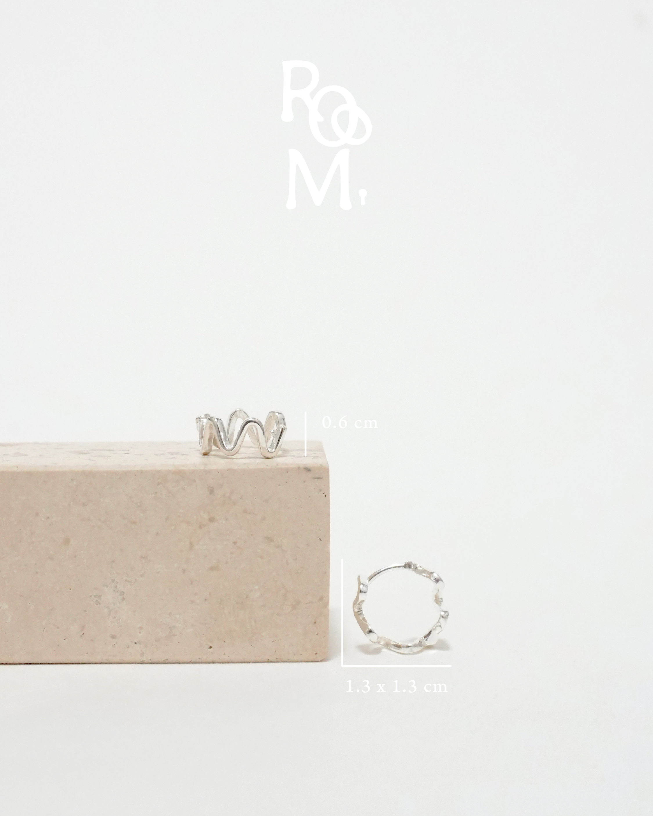 Chic Wave Hoop Earrings