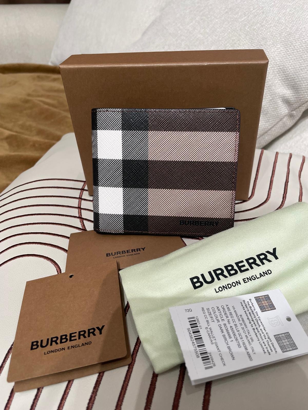 全新 Burberry Wallet 100%Authentic, 全新 ✅Dust bag ✅Box