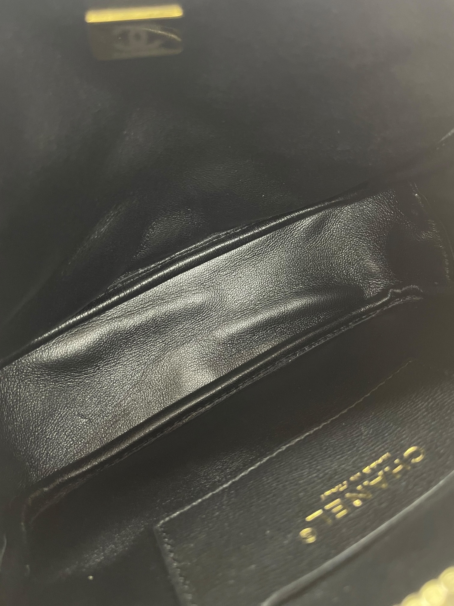 Pre-Owned CHANEL 24C Coco Trip Vanity Case / Product Code: 101901