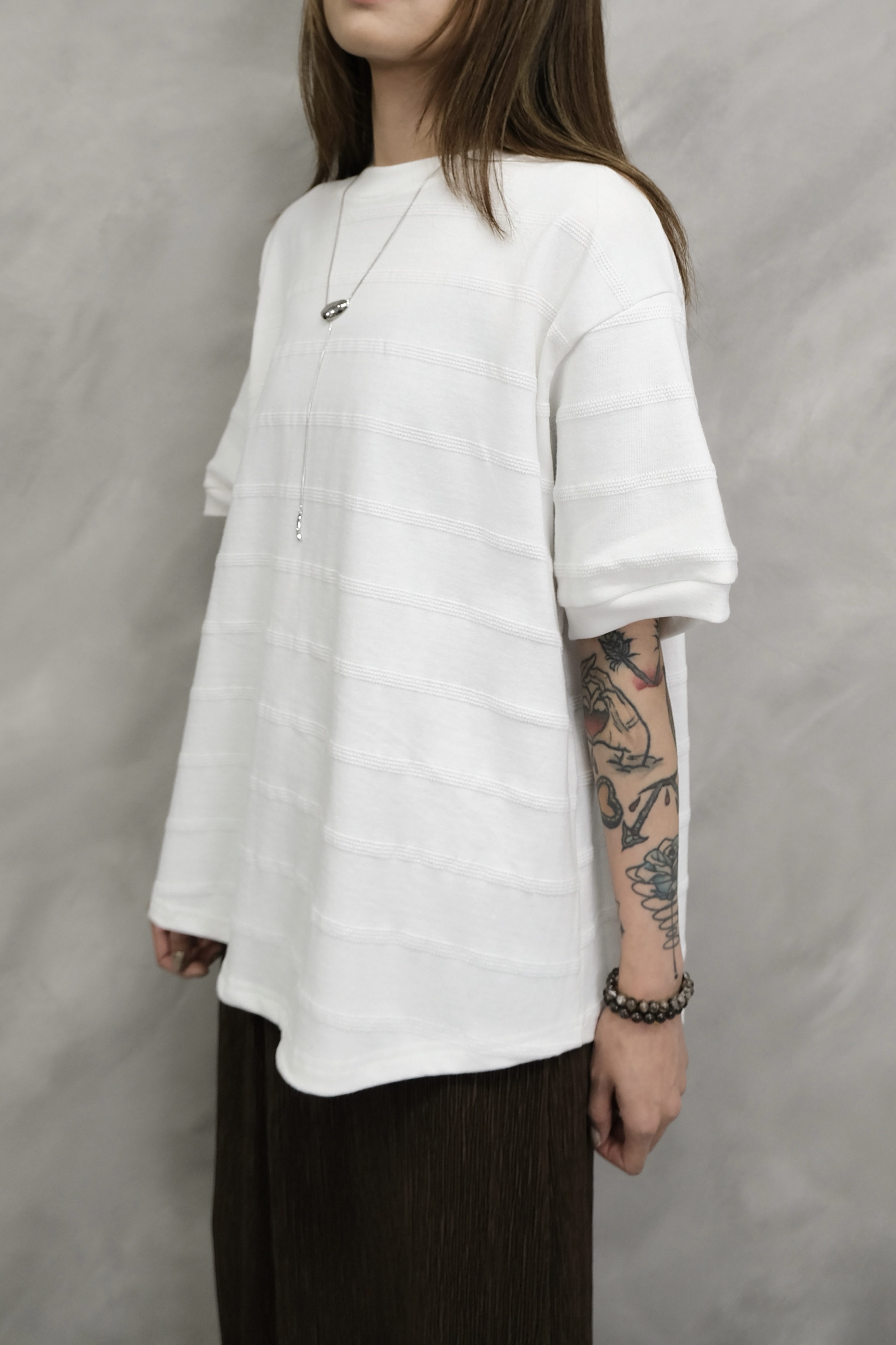(Unisex )Tonal horizontal texture tee #top30