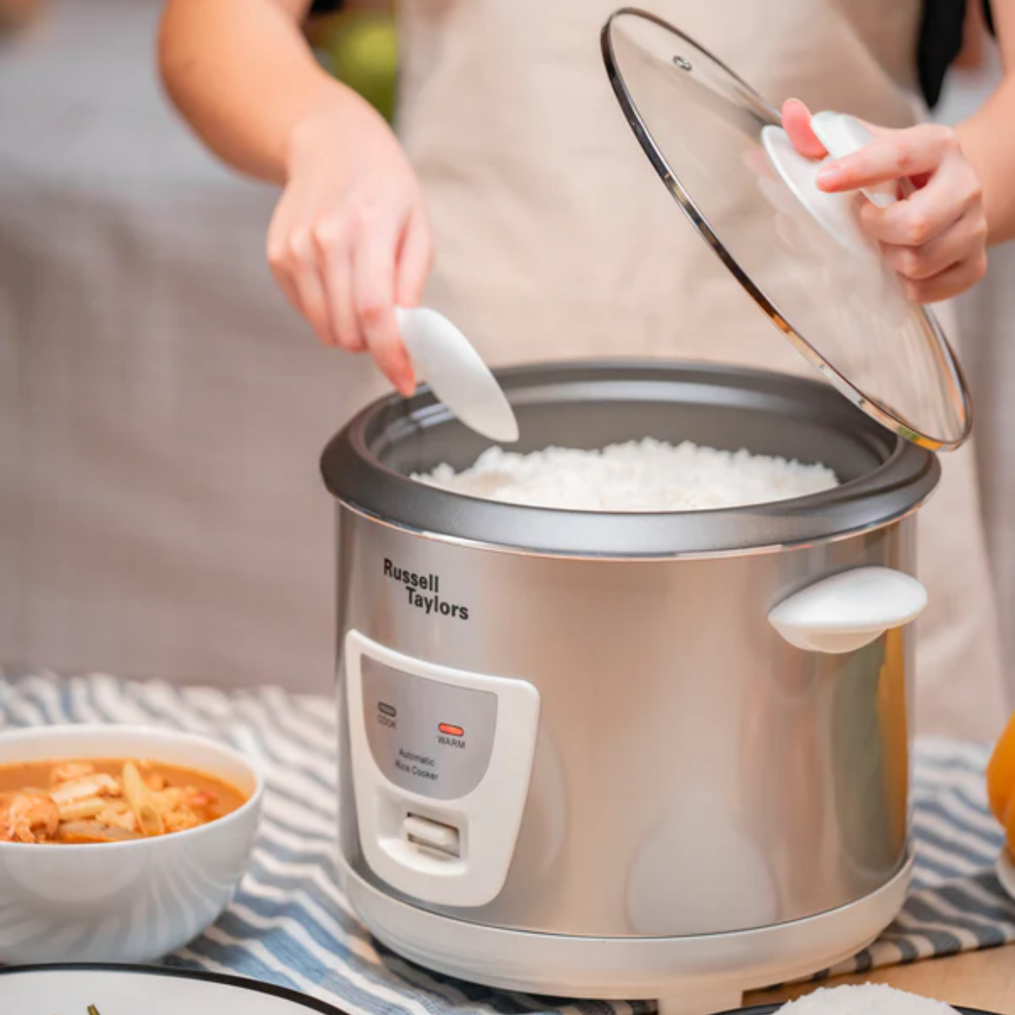 Russell Taylors 1.8L Electric Rice Cooker (ERC-18)