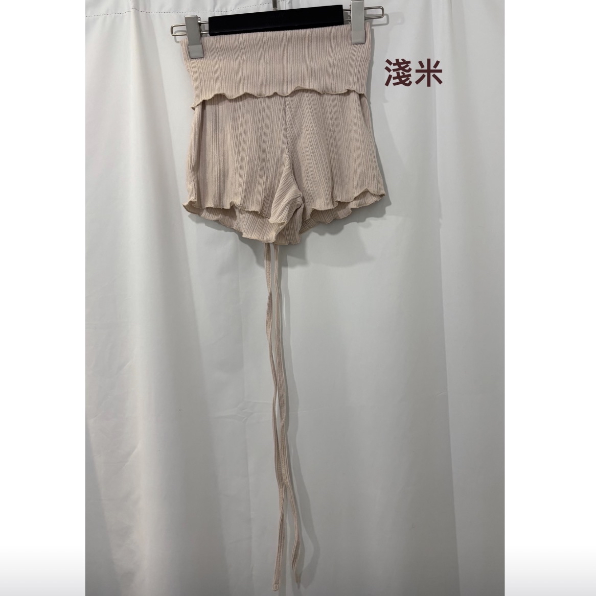 淺米現🤎售出過百條💙2605S《PINSTRIPE TIE-WAIST SHORTS》