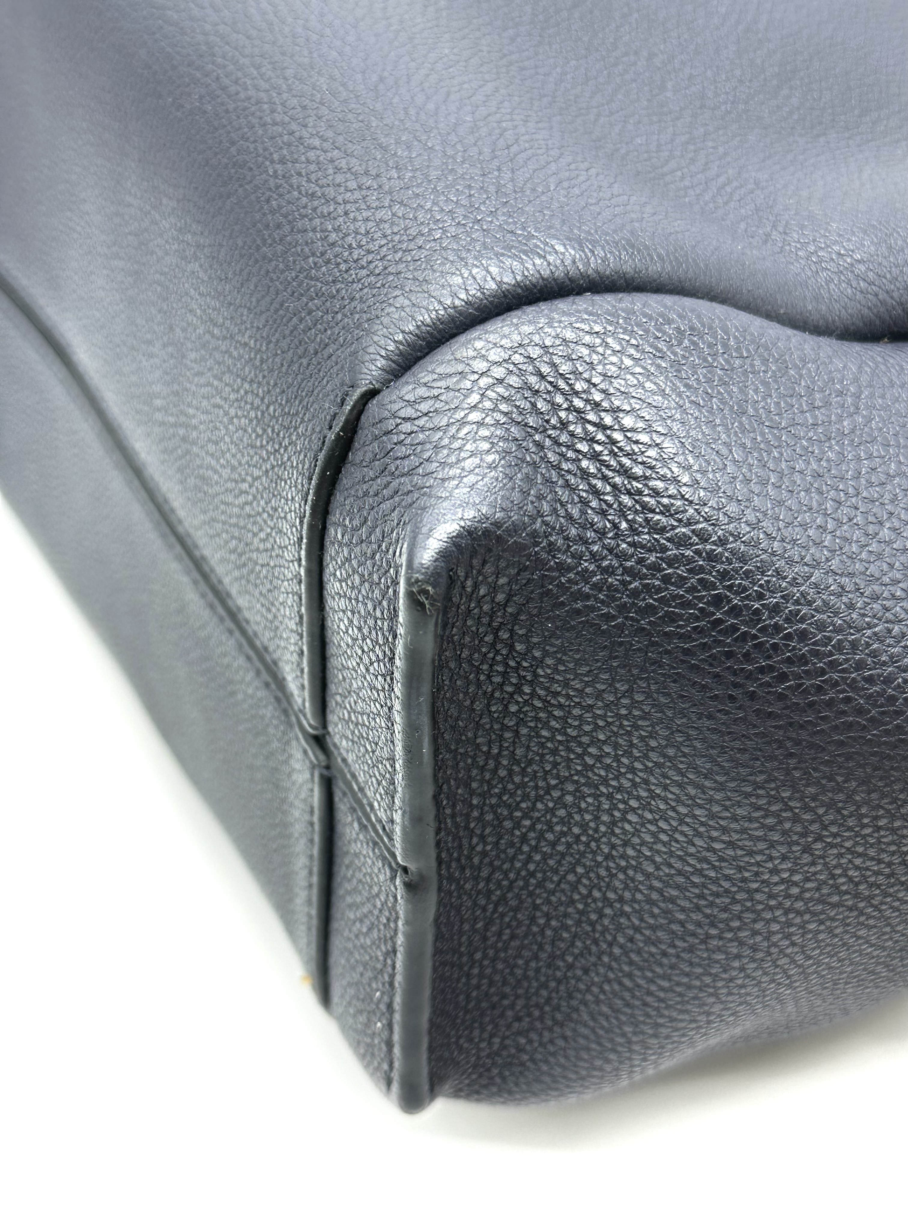 Pre-owned Loewe Flamenco Knot Tote /Product code: 26040102 