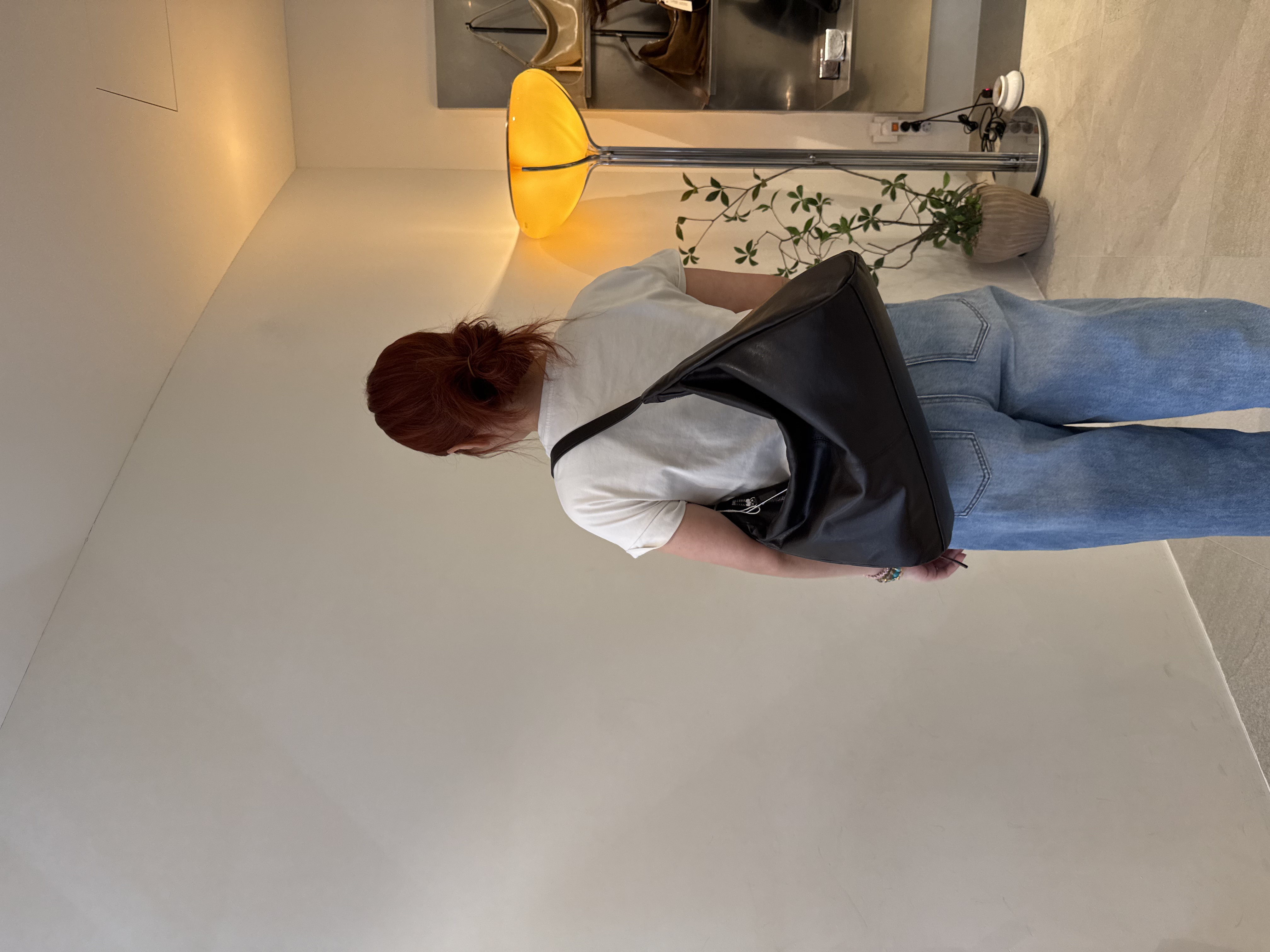 【26SS 超大容量款】預訂_Carry Bag by Bucks & Leather