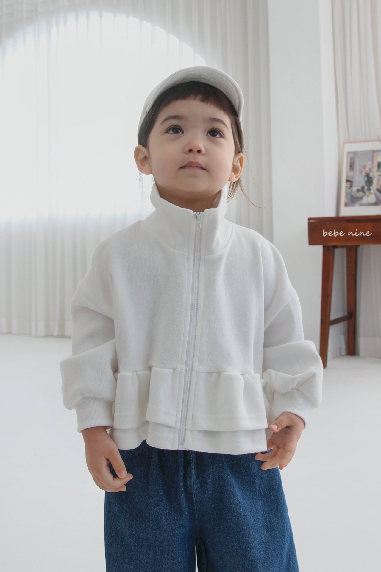 🌸預訂 韓國直送🌸🇰🇷Bebenine三色荷葉花邊下擺高領拉鍊外套