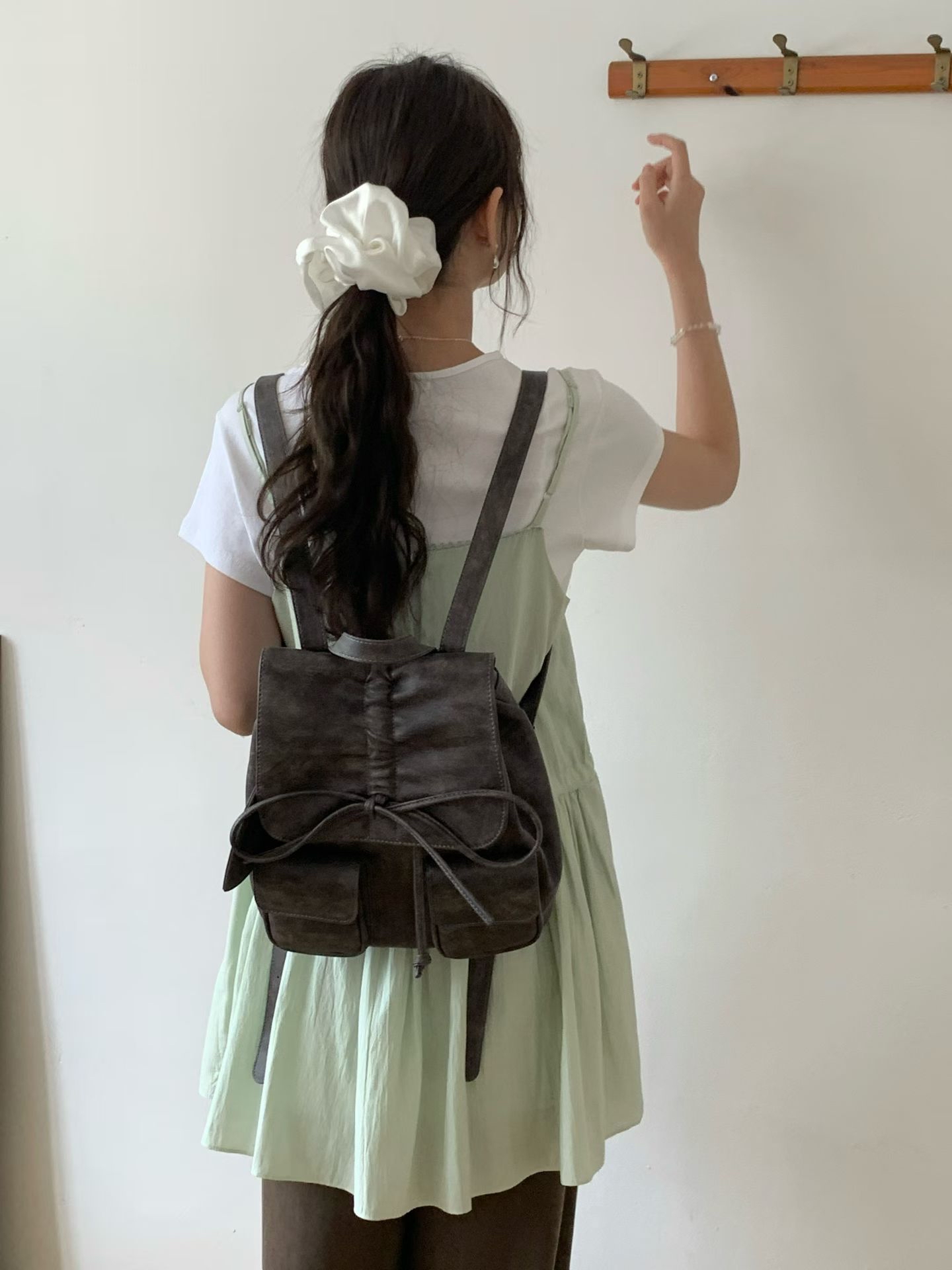 MILAE 復古洗水感蝴蝶結雙口袋後背包