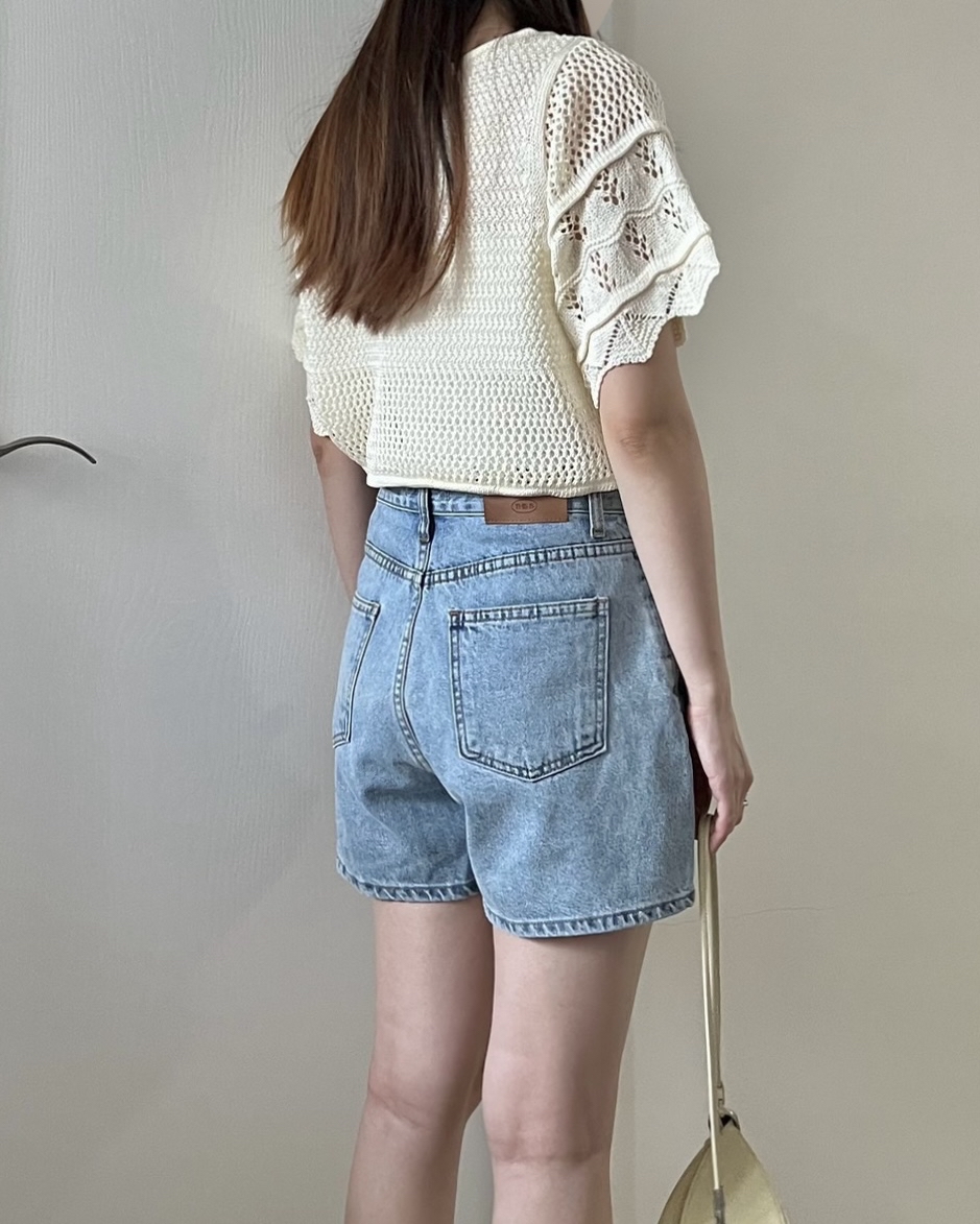甜價鏤空花邊針織上衣 包容度大 現貨