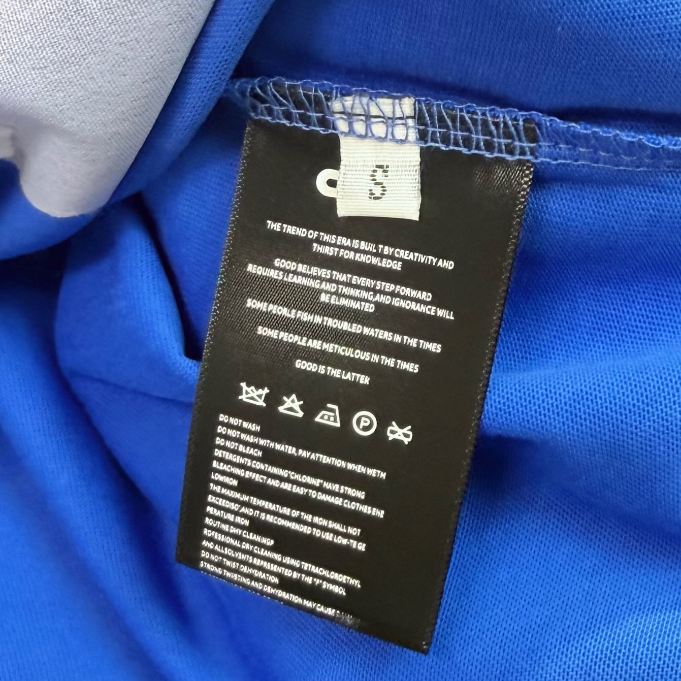 GOODBRAND Schnauzer Cross Tatami Tee