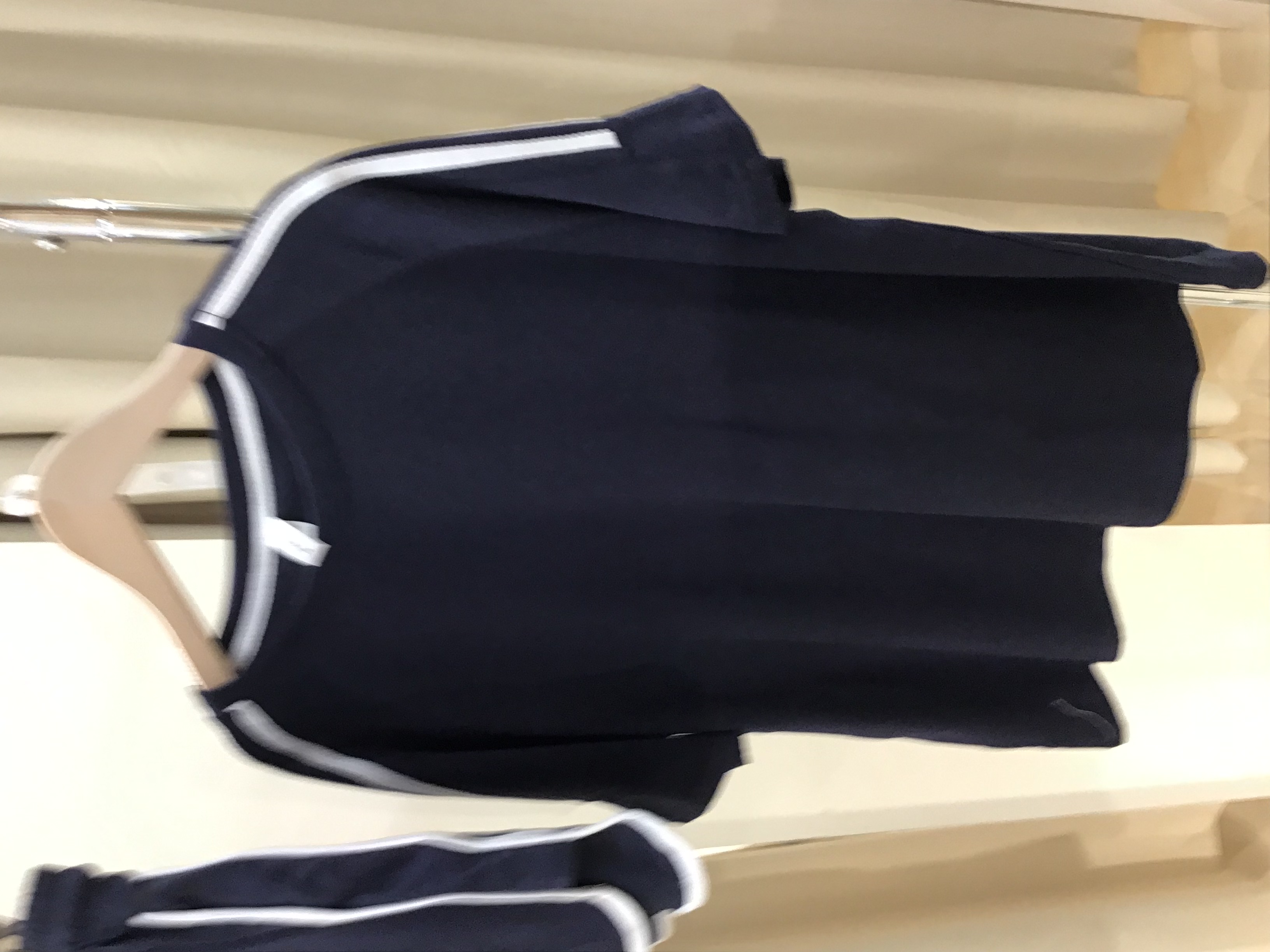 撞色条纹休闲套装