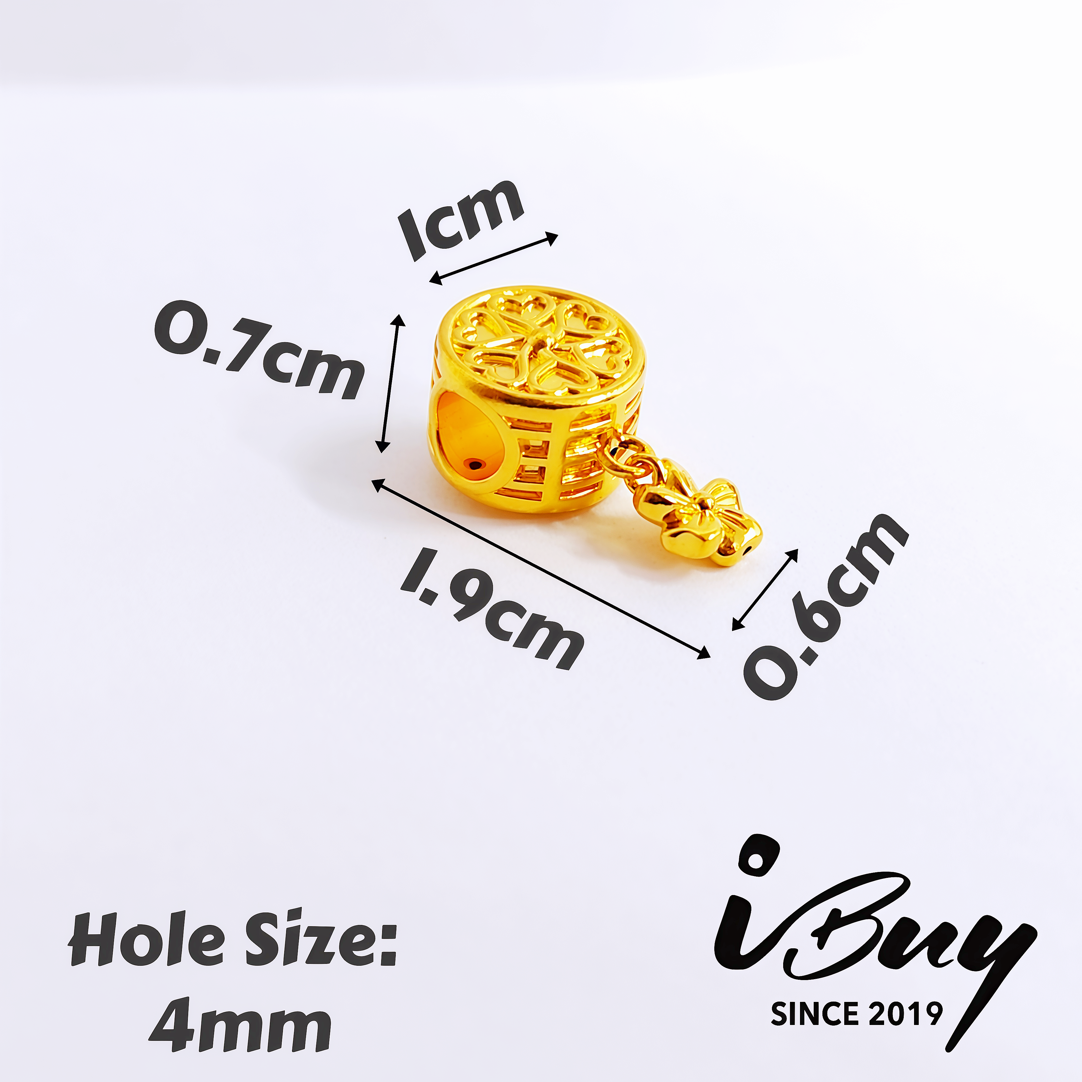 916 HAED GOLD HEART PATTERN ROUND SPACER BEAD WITH HANGING CLOVER CHARM 916 硬金 爱心圆咀+花吊坠