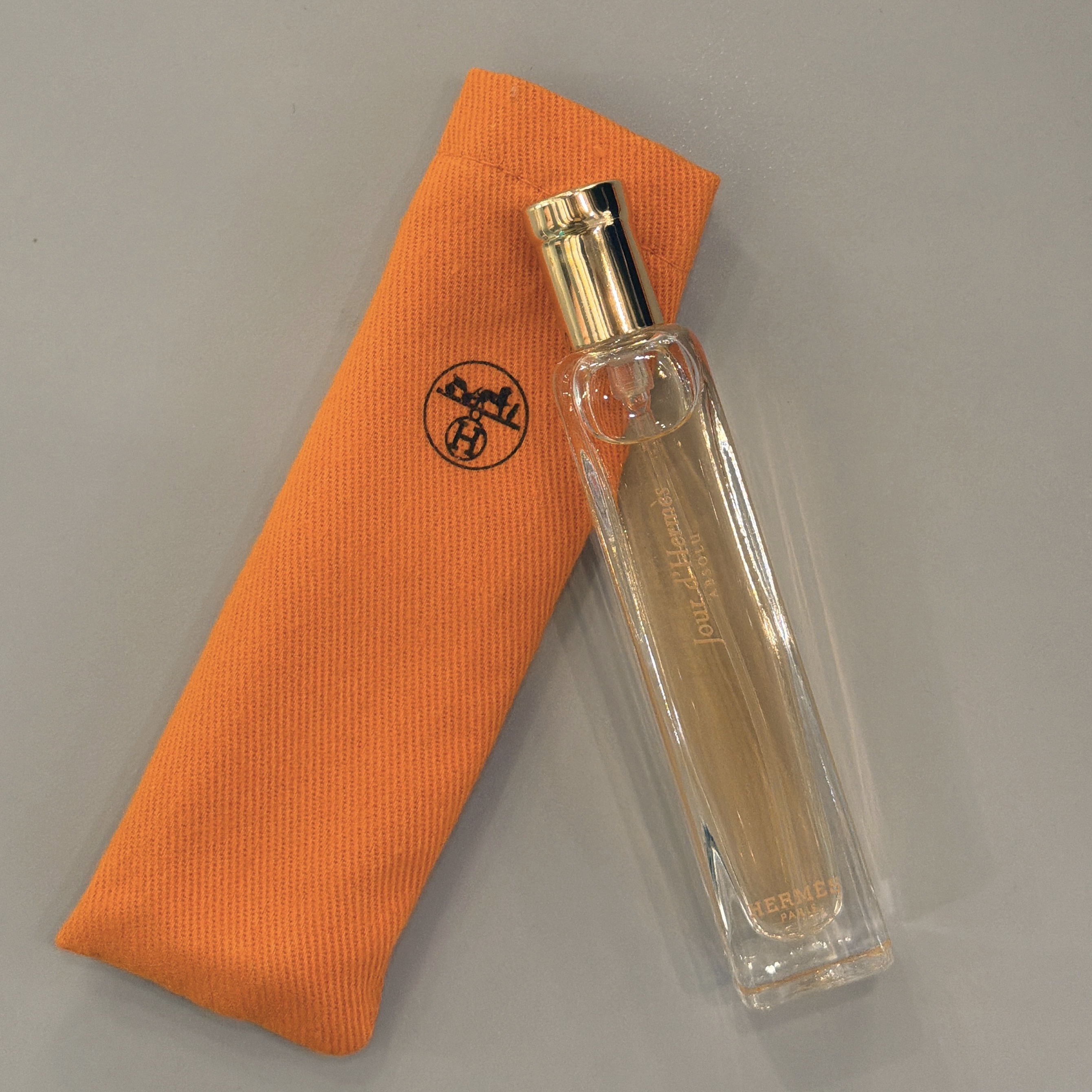HERMES Jour d’hermes Absolu愛馬仕之旅光女士濃香水15ml (附橙色布袋）