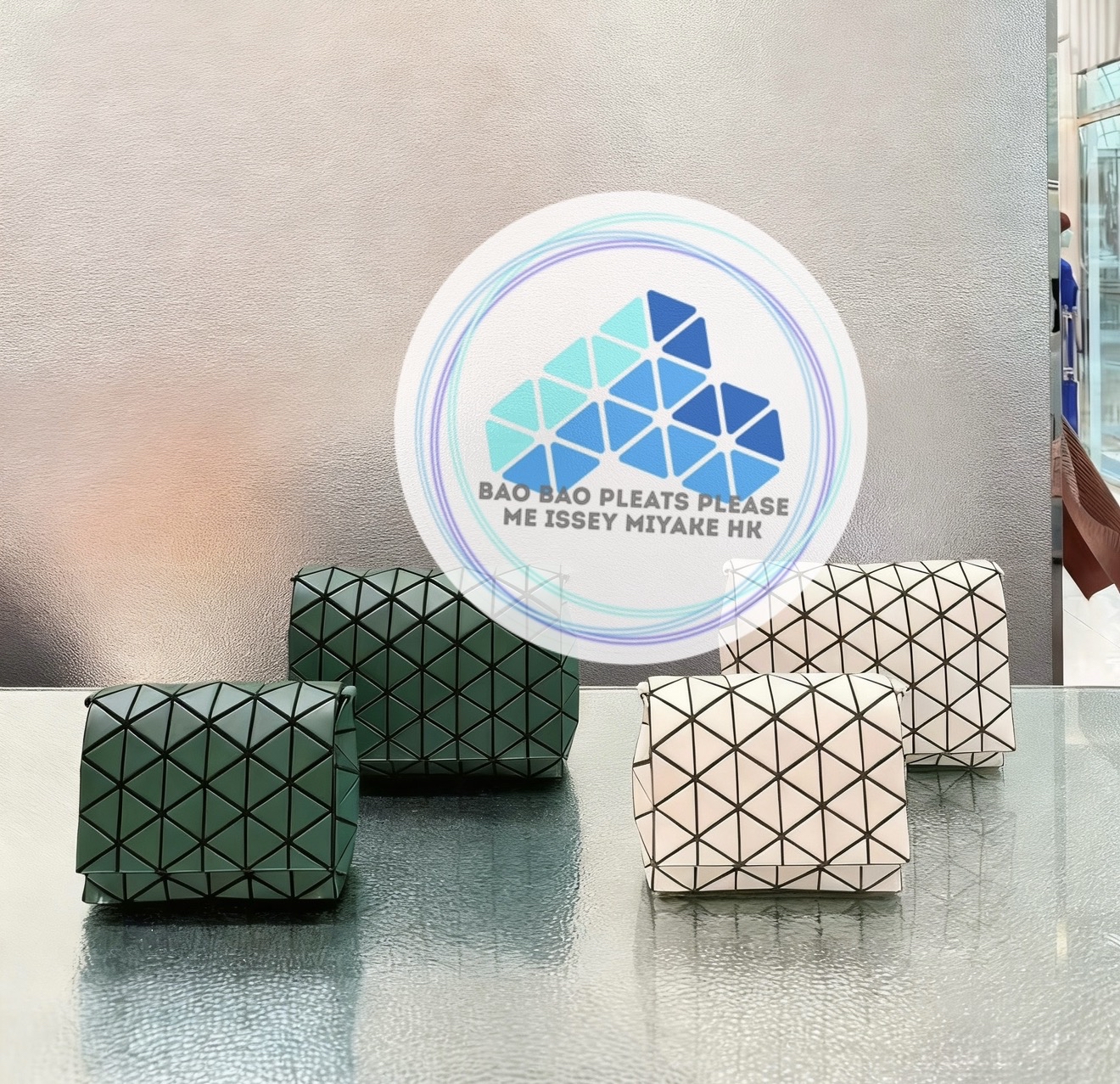 BAO BAO 啞皮復古翻蓋立體單肩斜孭兩用袋 Fossette crossbody /shoulder bag Small size 細尺寸