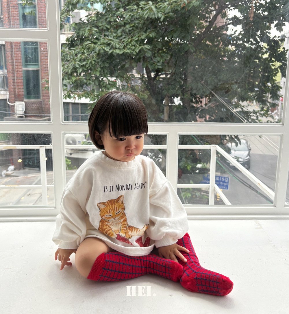 Hei | Kitty Long T-Shirt
