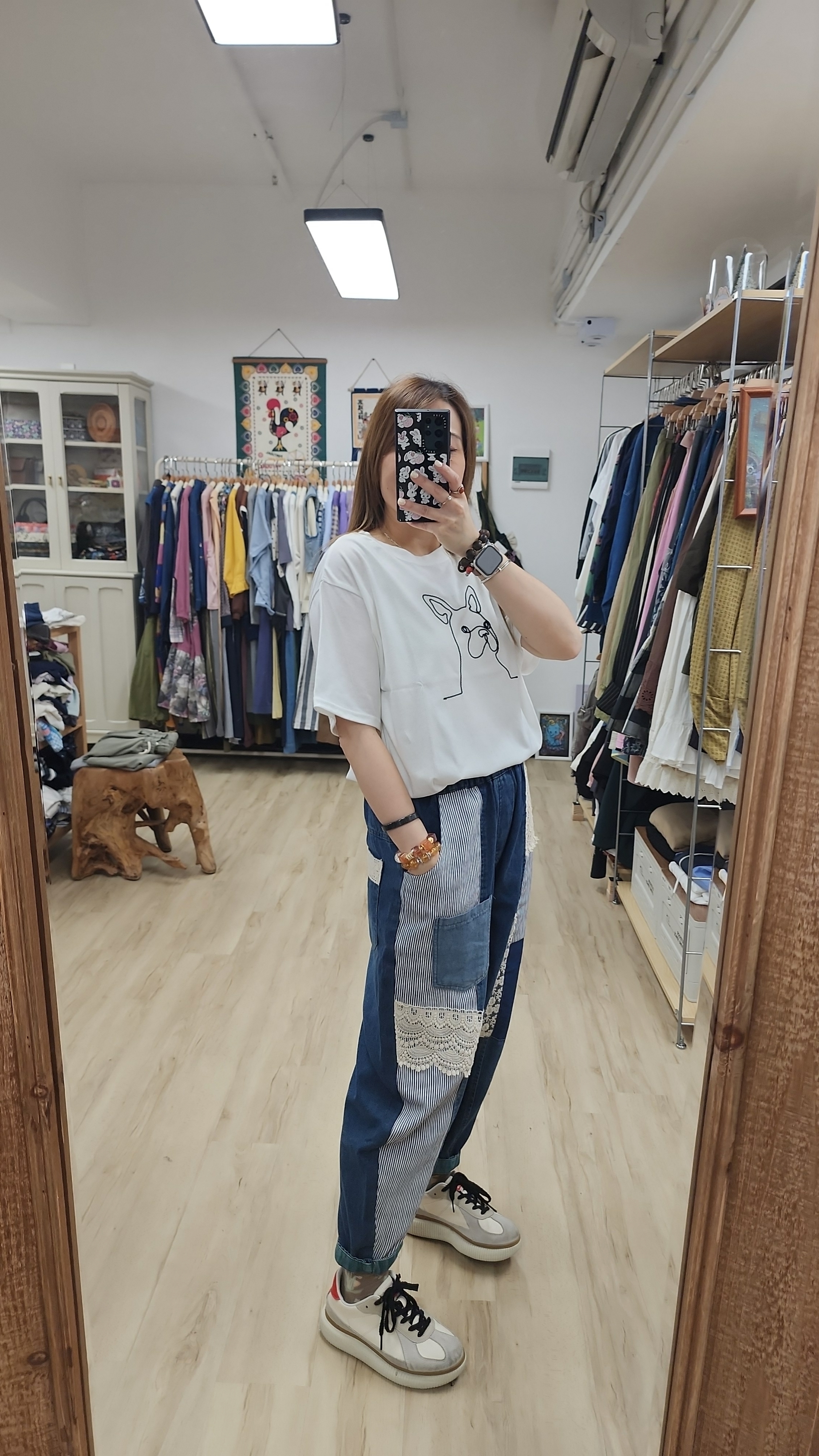 日牌白拼立體繩狗狗圖案棉Tee