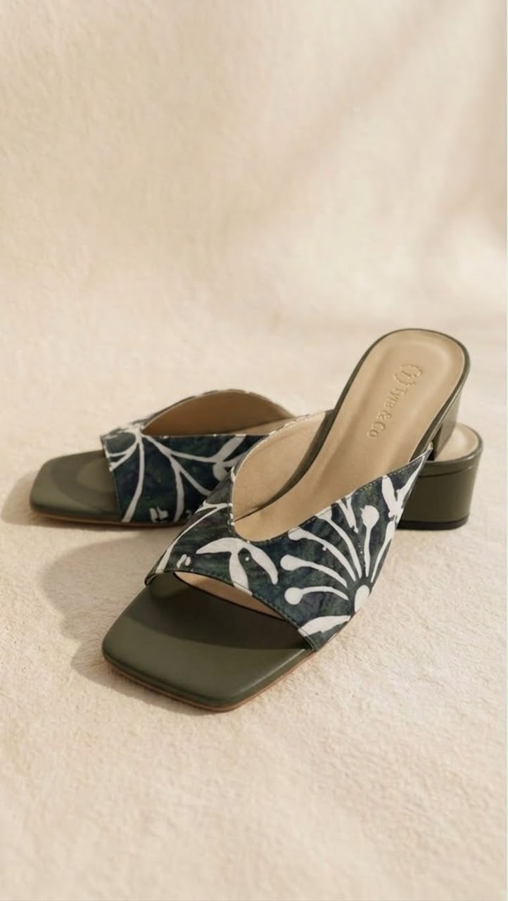 5824 - Seroja Slip-On Batik Heels
