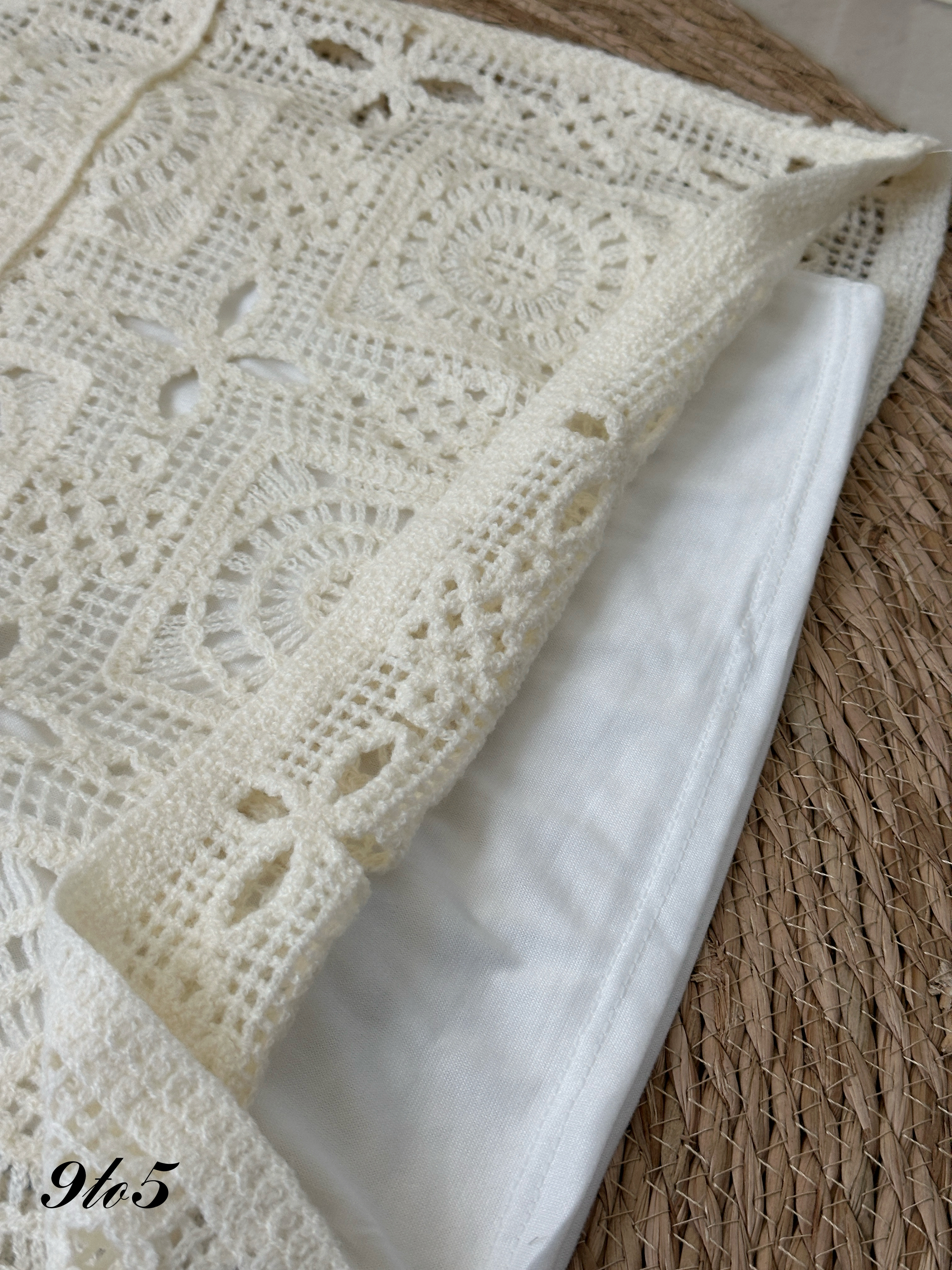 T4129 Sleeveless Bohemian Top - 4 Colors 