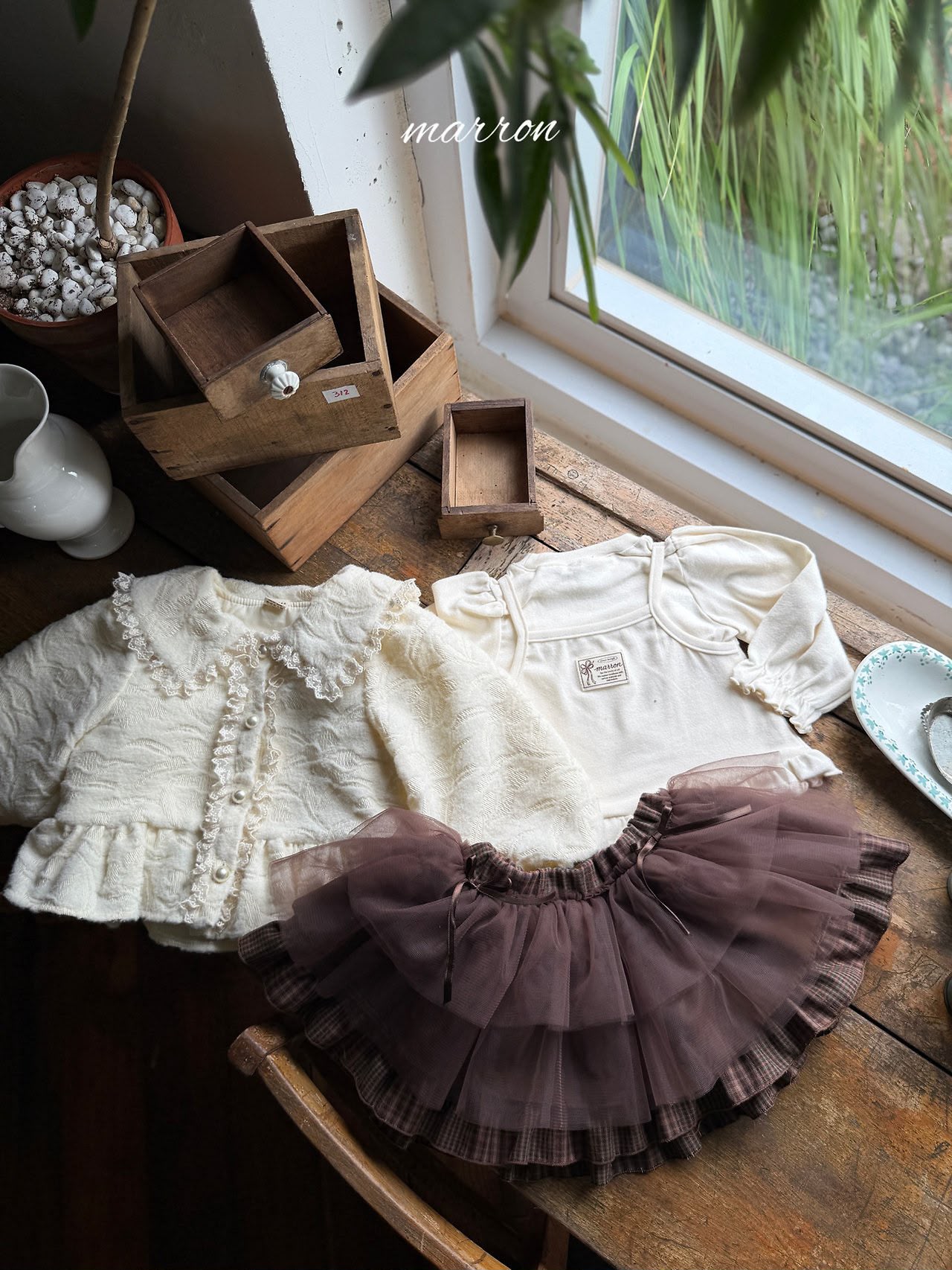 AW6109 Skirt
