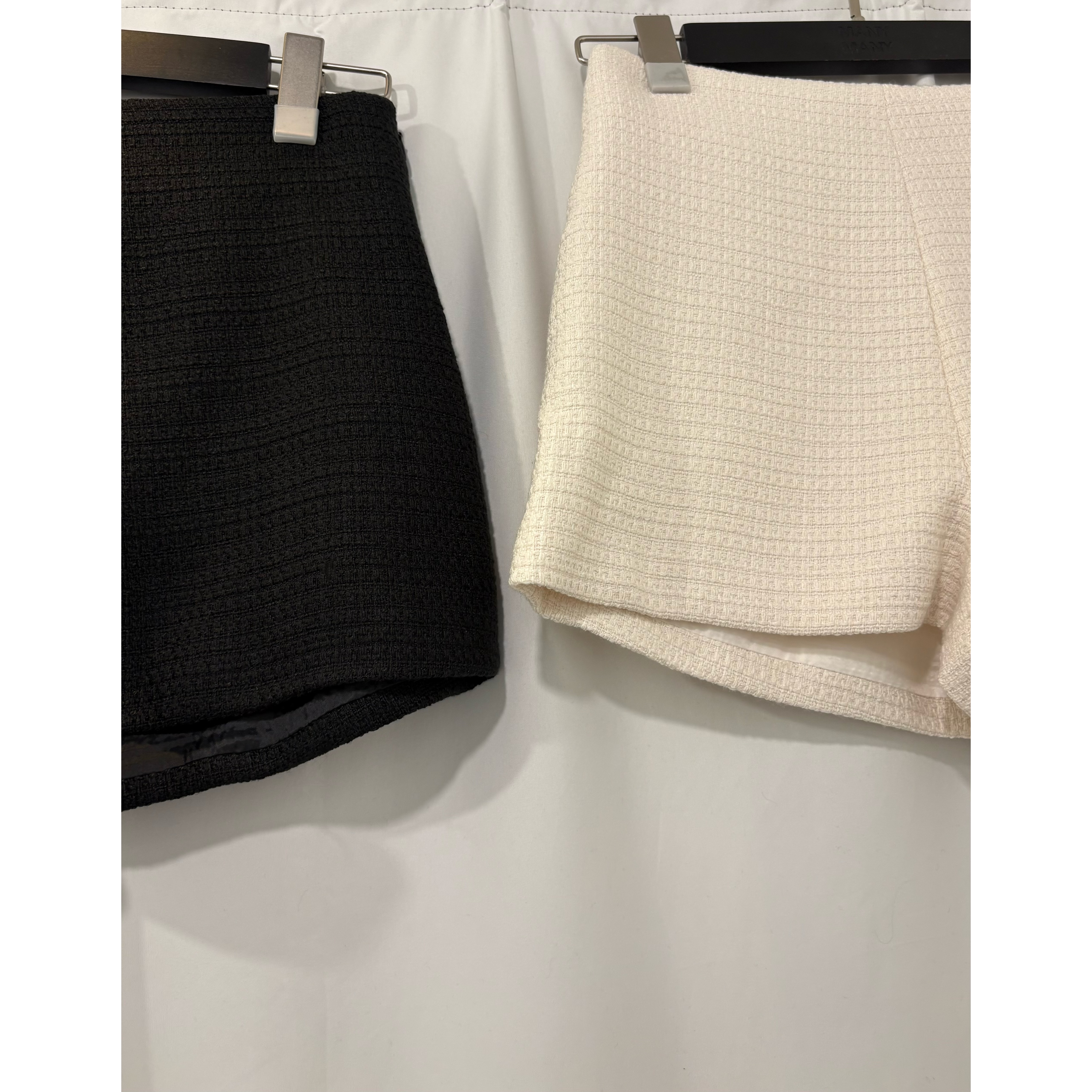 新品價11月1截單🧸2610N《TWEED HW SHORTS》