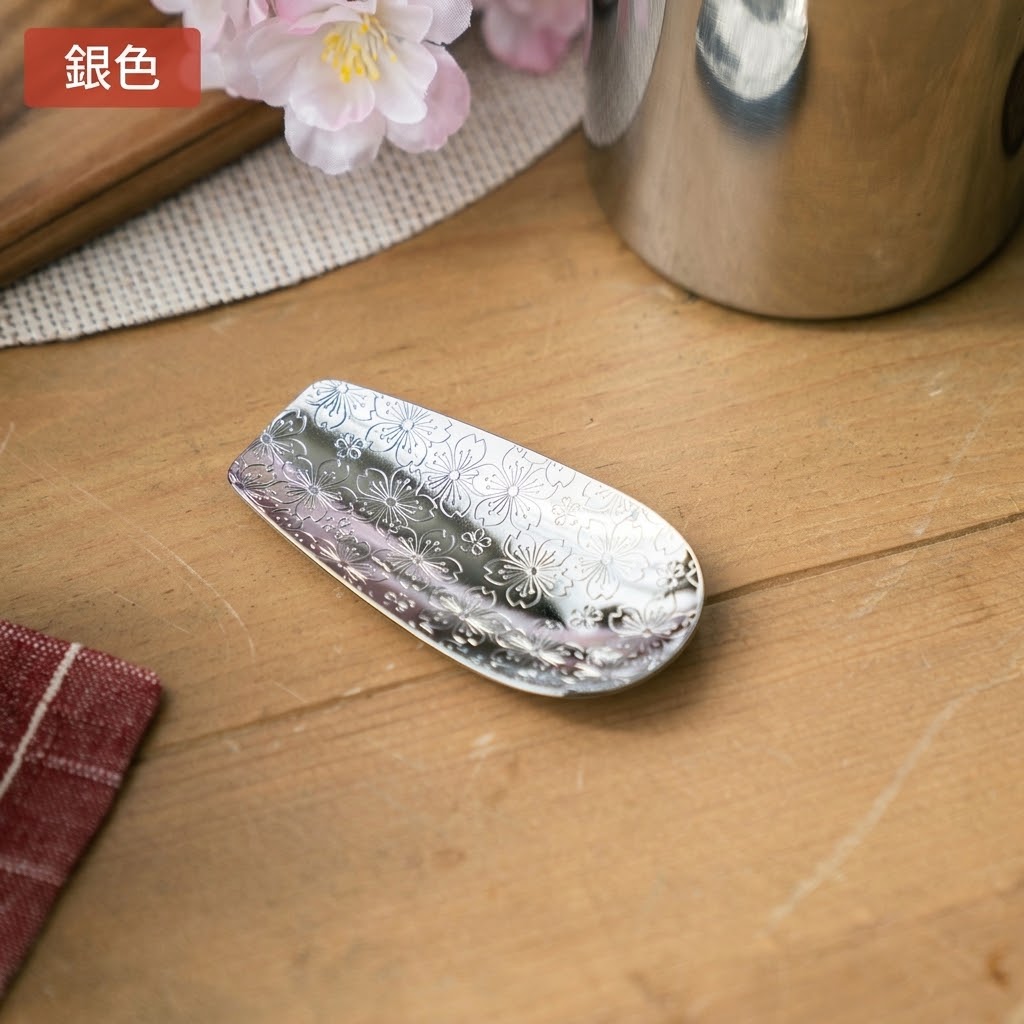 🔥🔥【日本製《青芳》櫻花壓紋不鏽鋼茶葉量匙】
