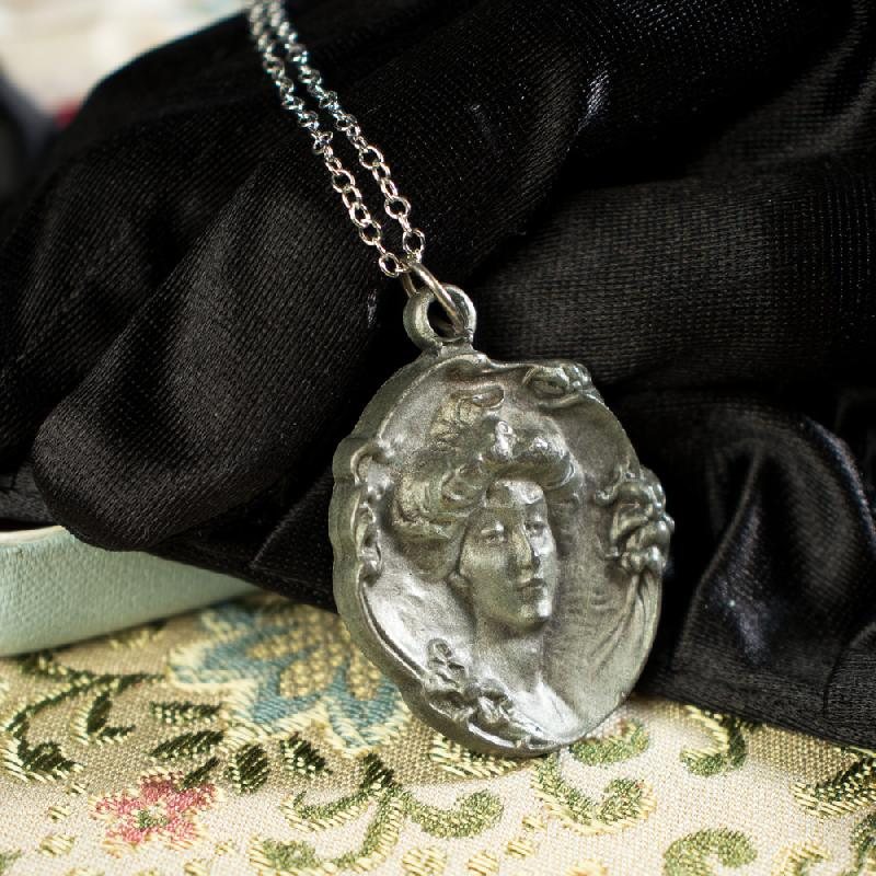Vintage Art Nouveau Style Gibson Girl Pewter Necklace Pendant from America(MN325)
