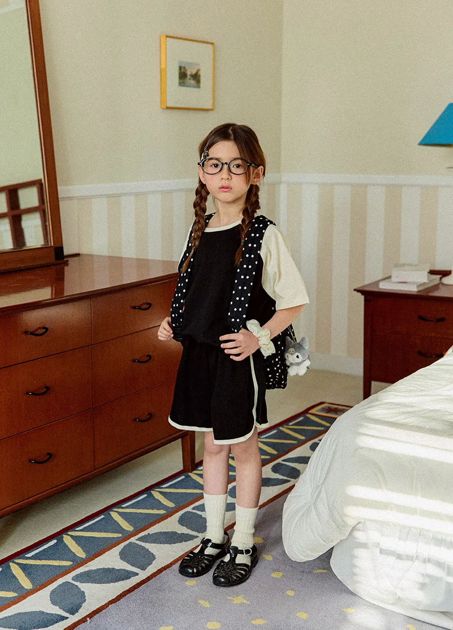 🇰🇷 Whitesketchbook | Dolphin線條短褲 4色