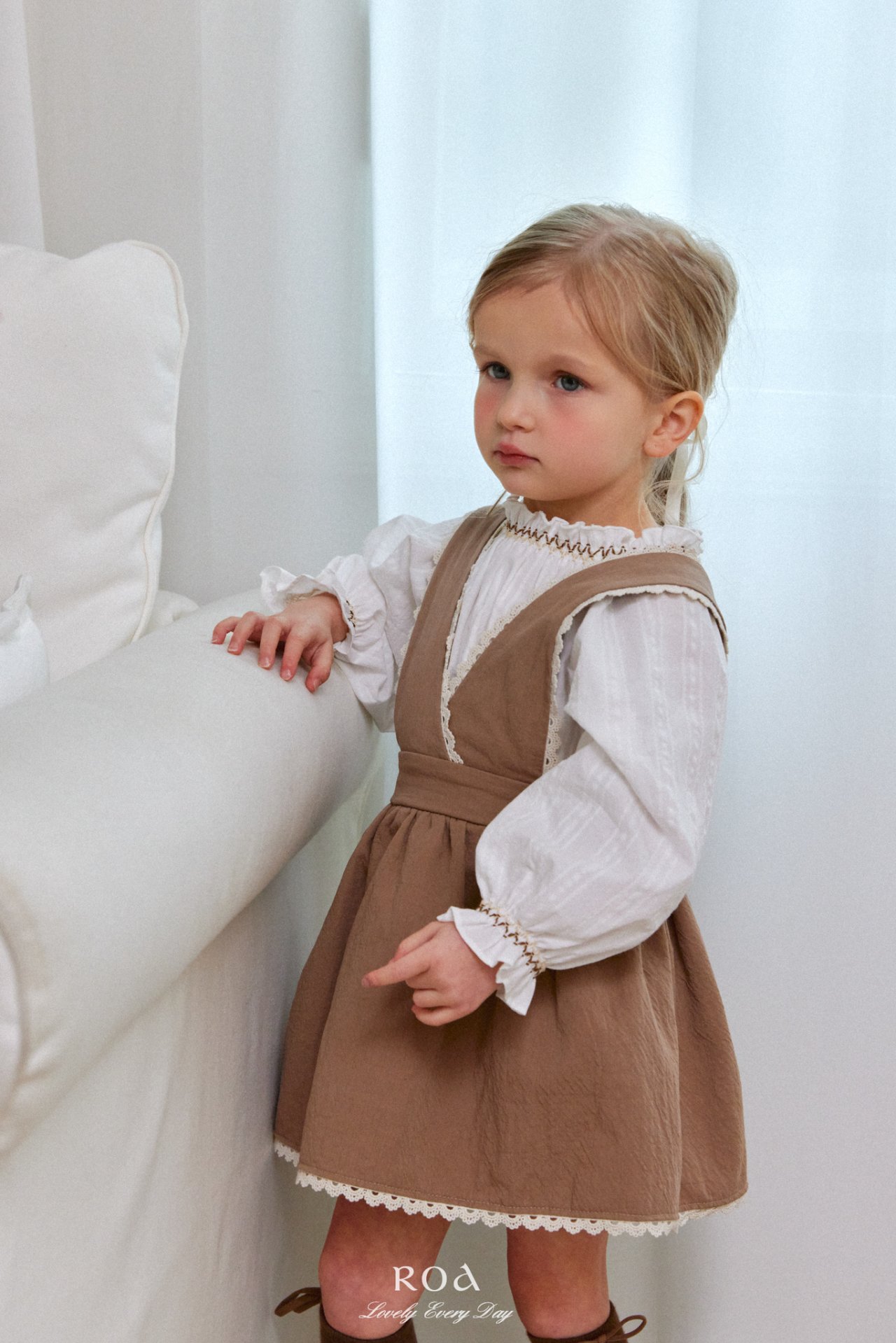 Lace 背心連身裙 (內搭需另配)