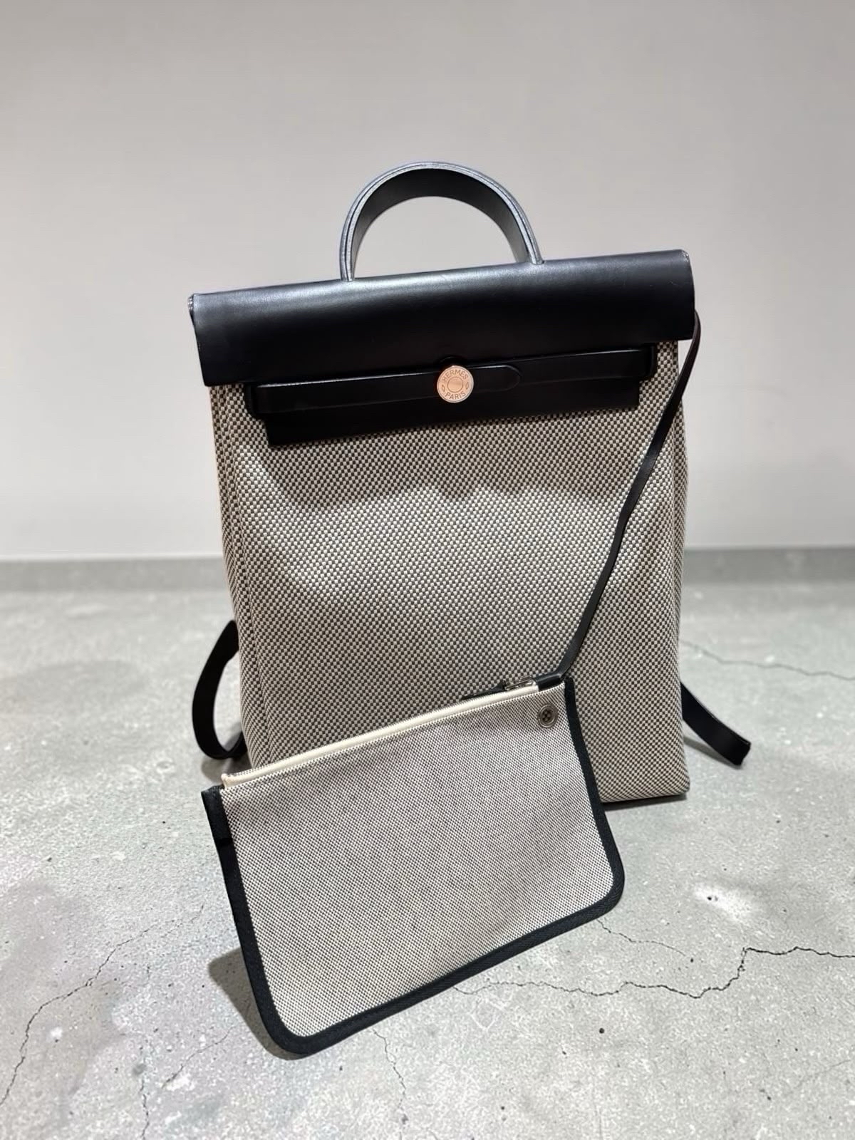 Hermes Herbag A Dos Zip Retourne Tilt Backpack Stamp Z 100%Authentic, 95%New ✅Dust bag