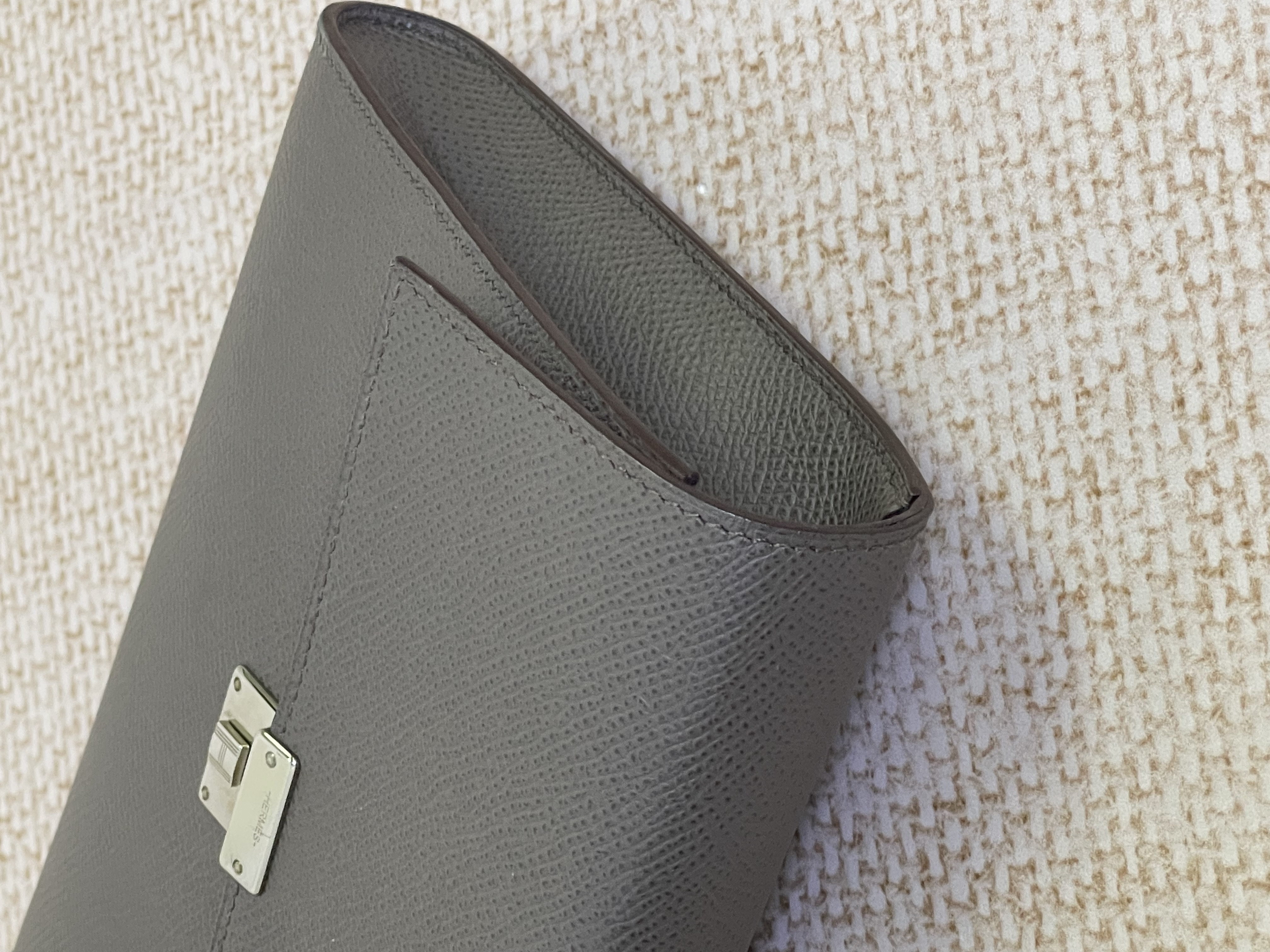 Pre-owned Hermes Clic16/ Stamp C/ Product Code: 26030709